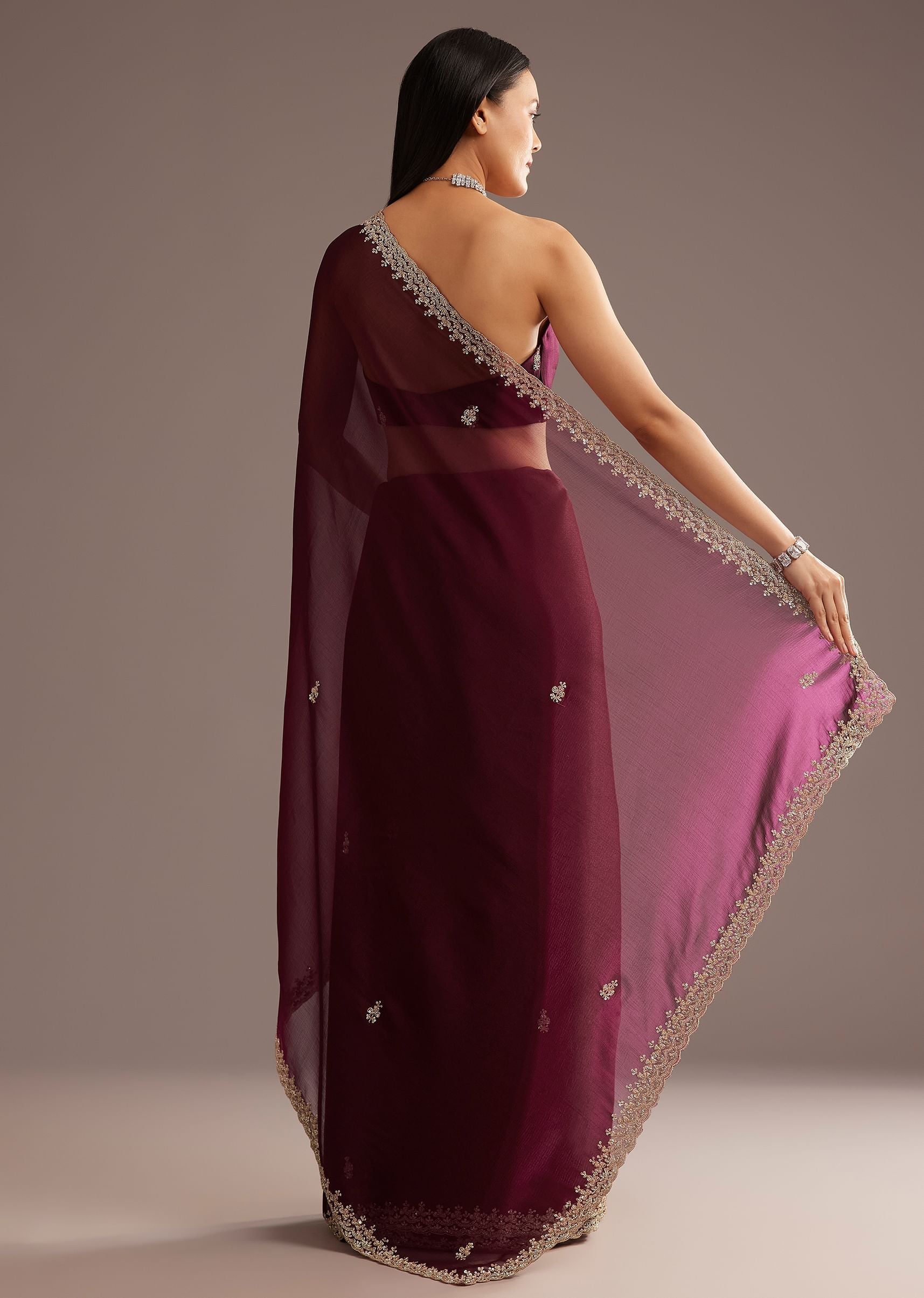 wine-organza-saree-with-cutdana-and-sequins-border-sg271746-4_5ad834fd-7438-43aa-b3f4-b3417768db80.jpg