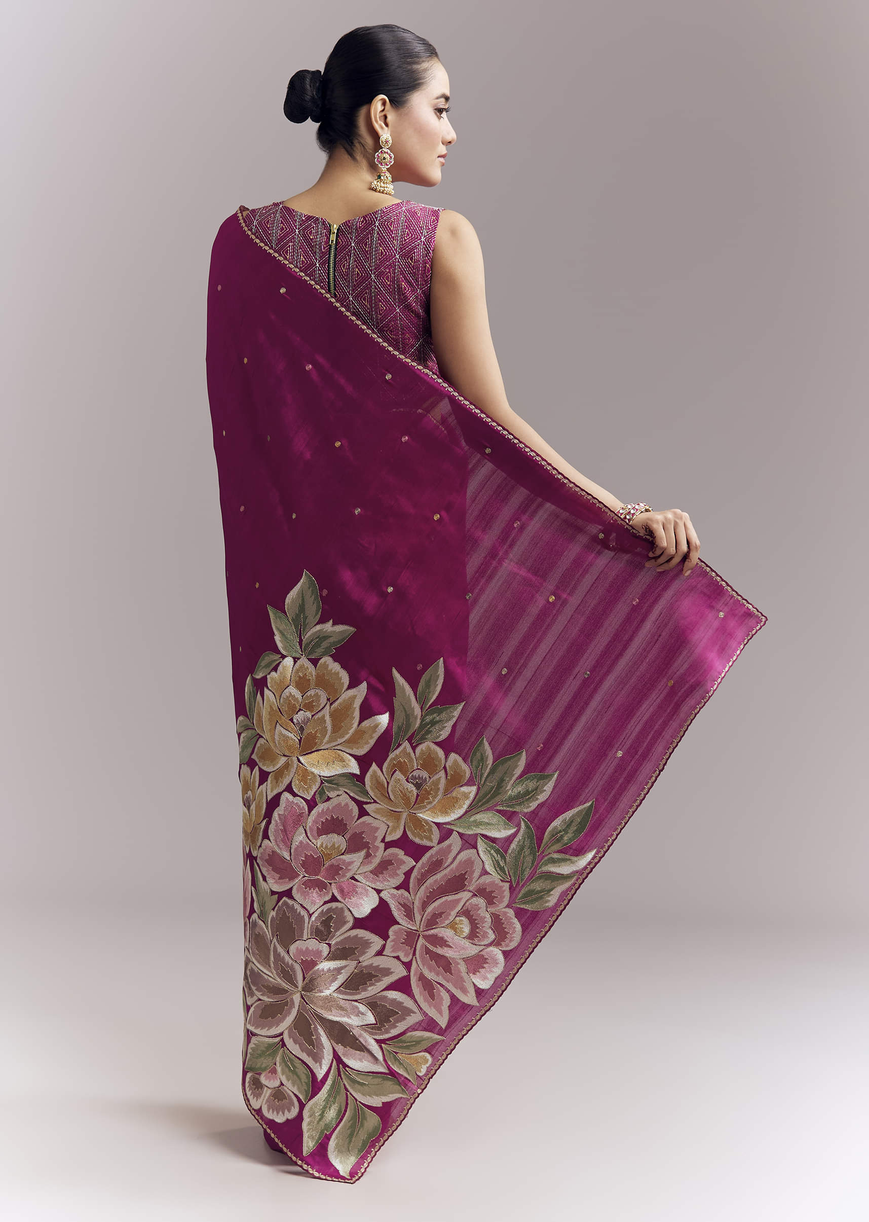wine-organza-silk-saree-with-floral-thread-embroidery-and-cutwork-sg346418-4.jpg