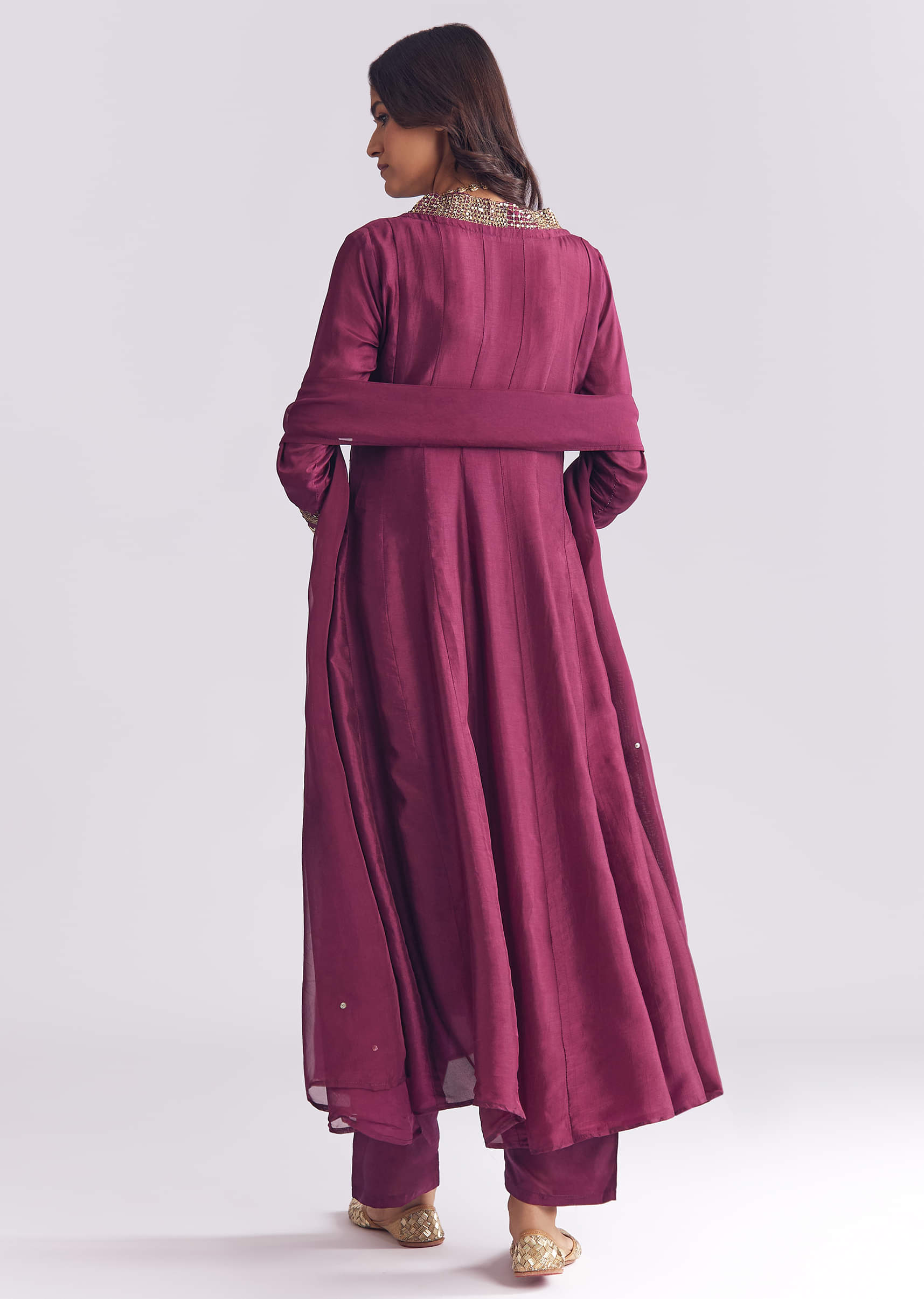wine-silk-anarkali-suit-with-sequins-and-cutdana-work-sg354683-5.jpg