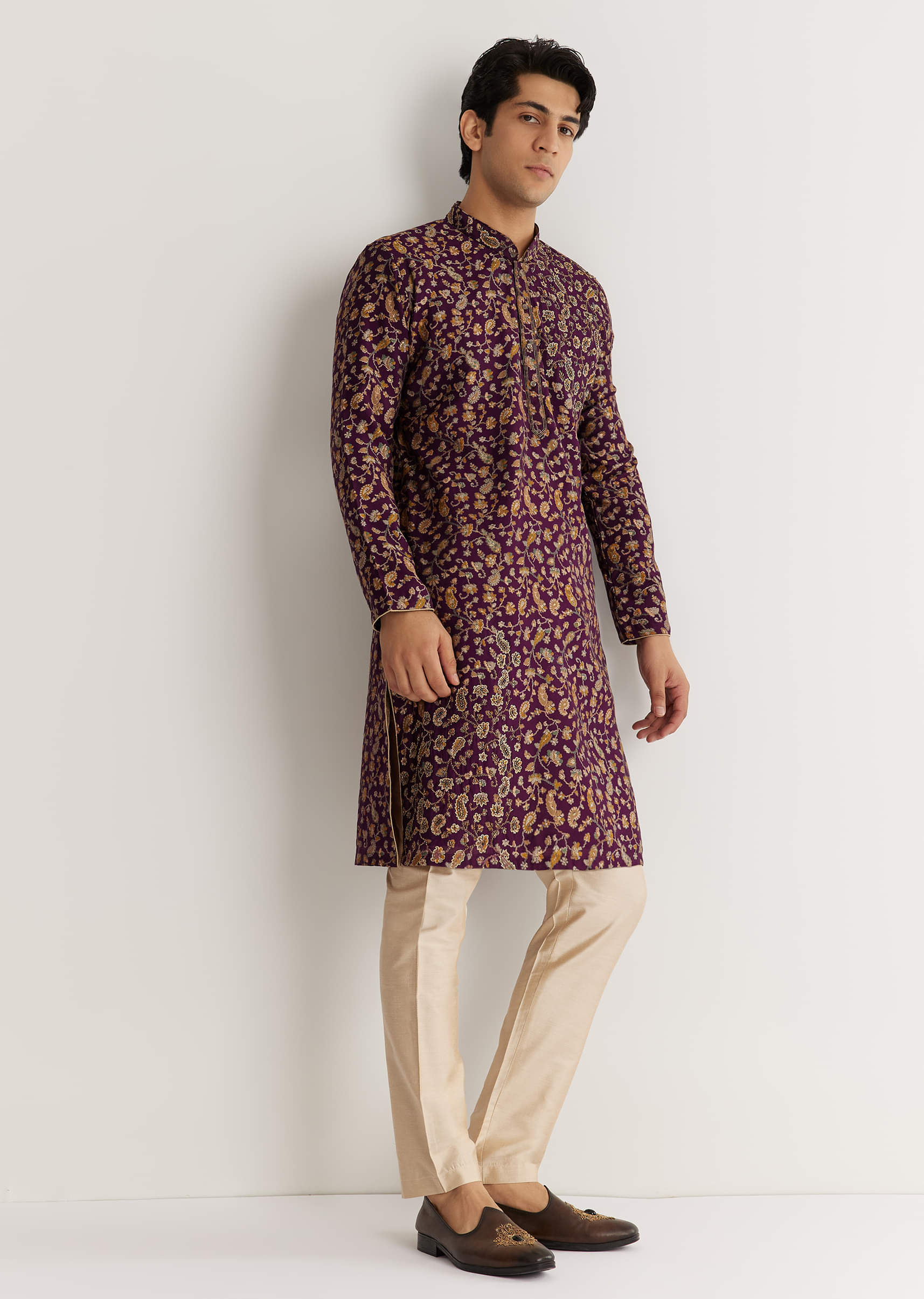 wine-silk-floral-printed-kurta-set-with-cutdana-work-sg323912-2_a959378c-1b17-4db5-8ffd-2a0af2eed5ba.jpg