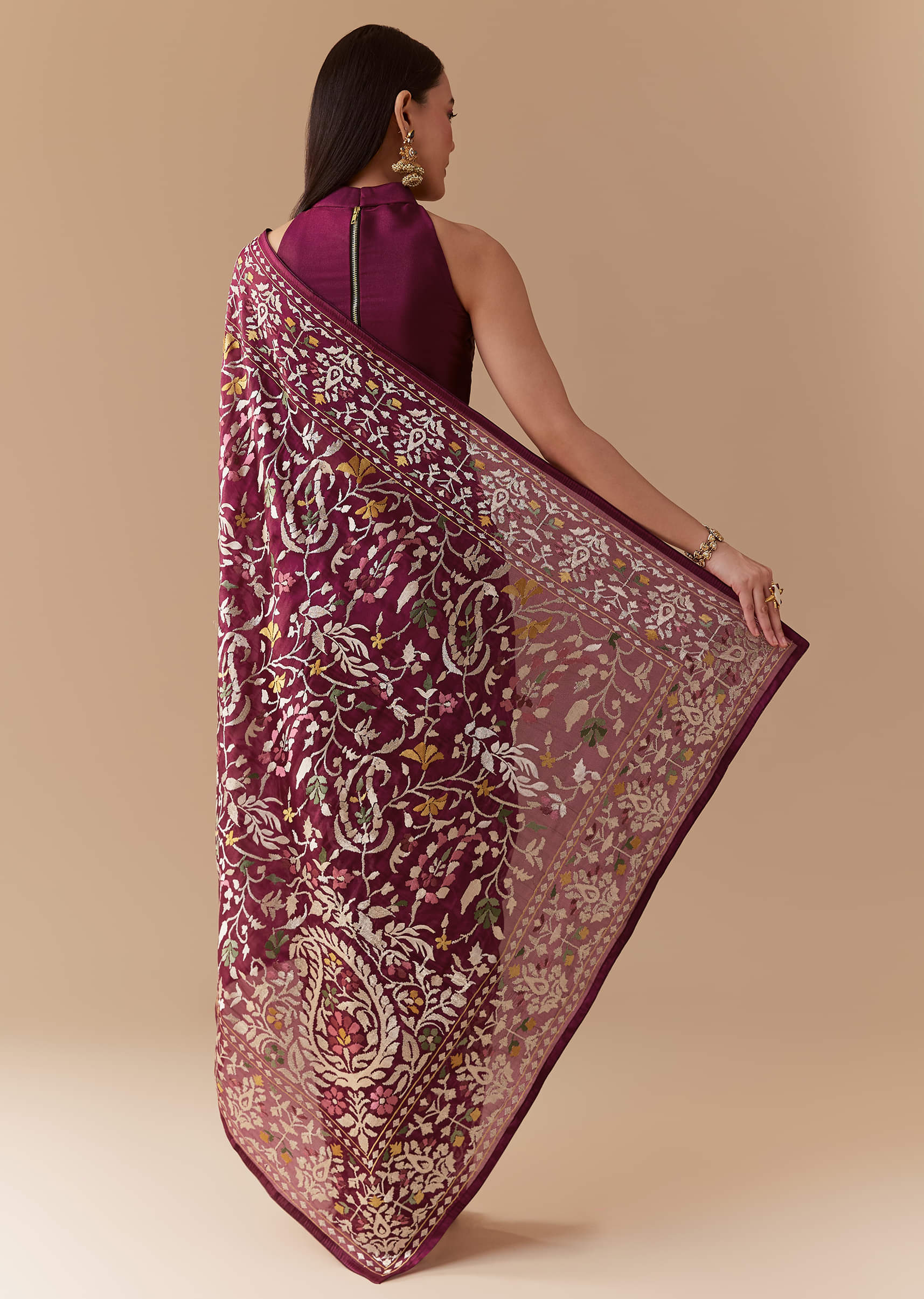wine-tissue-organza-embroidered-saree-with-unstitched-blouse-sg346404-4.jpg