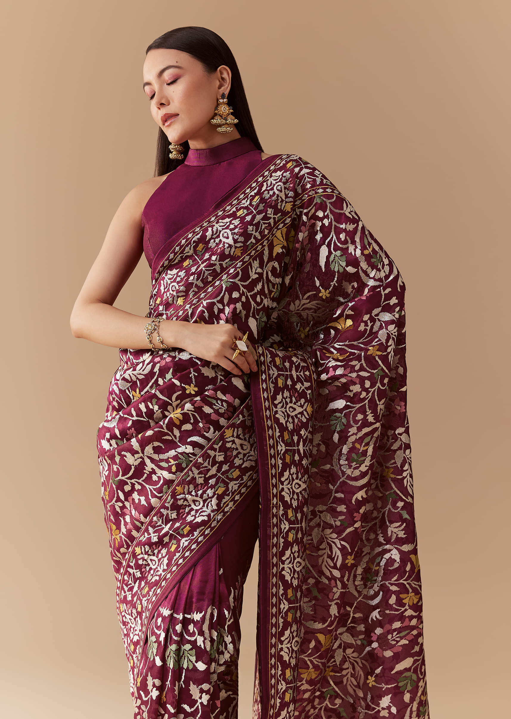 wine-tissue-organza-embroidered-saree-with-unstitched-blouse-sg346404-5.jpg