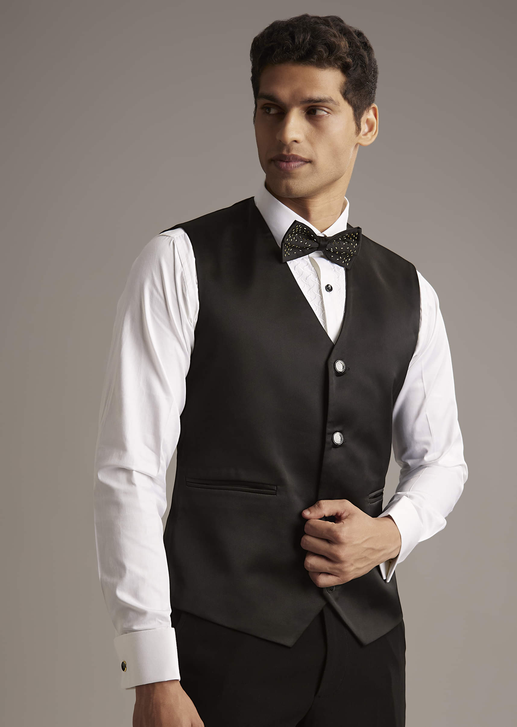 wine-tuxedo-for-men-with-cutdana-embroidery-sg327663-6.jpg