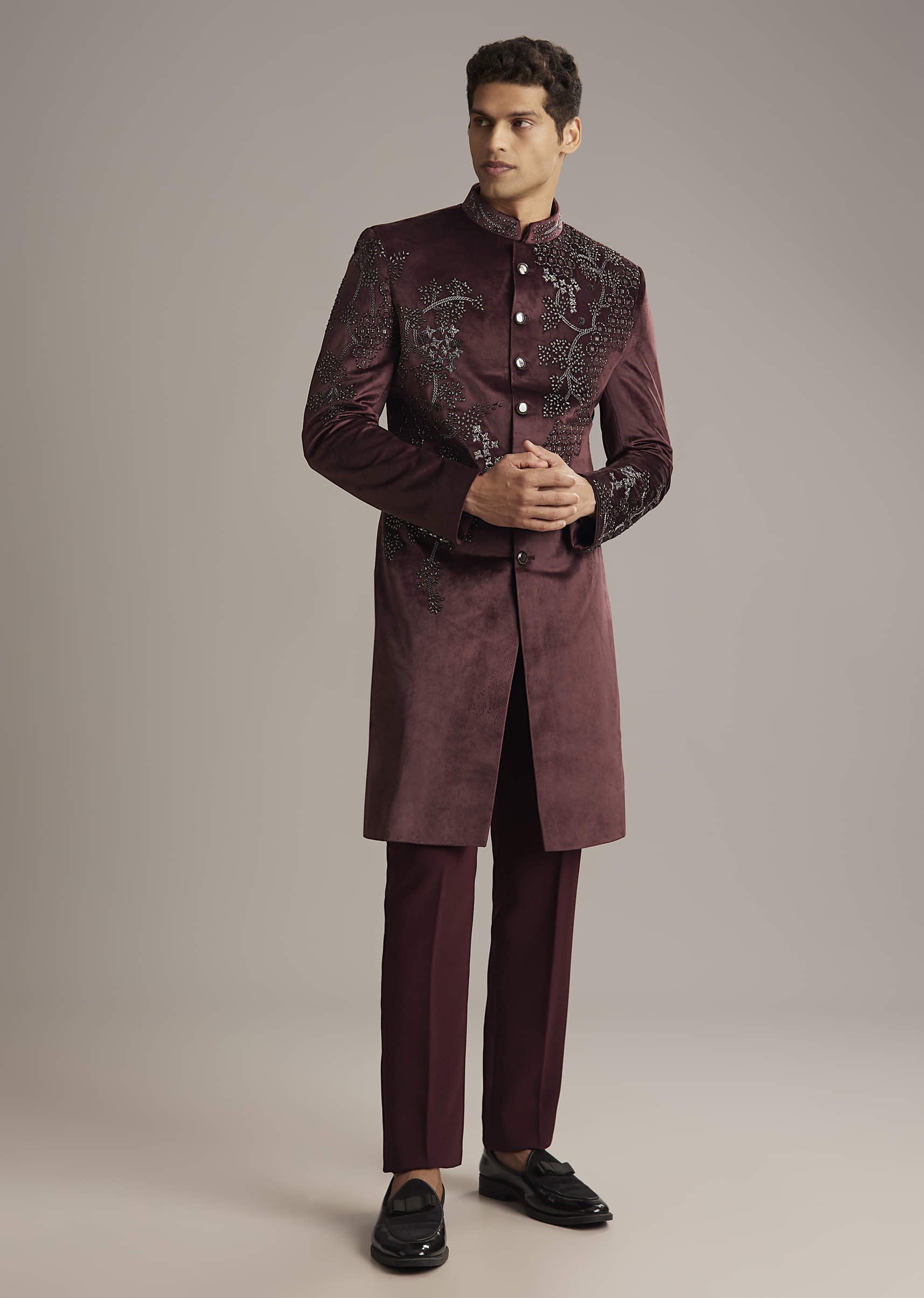 wine-velvet-indo-western-set-for-men-with-intricate-hand-embroidery-sg342812-3.jpg