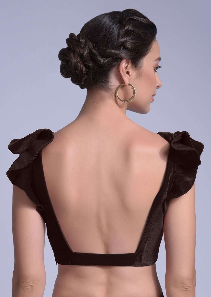 wine_blouse_in_velvet_with_a_trapeze_neck_and_ruffle_sleeves_online_-_kalki_fashion_1_900a6dd5-85ae-4b94-a89c-41363c7ed954.jpg