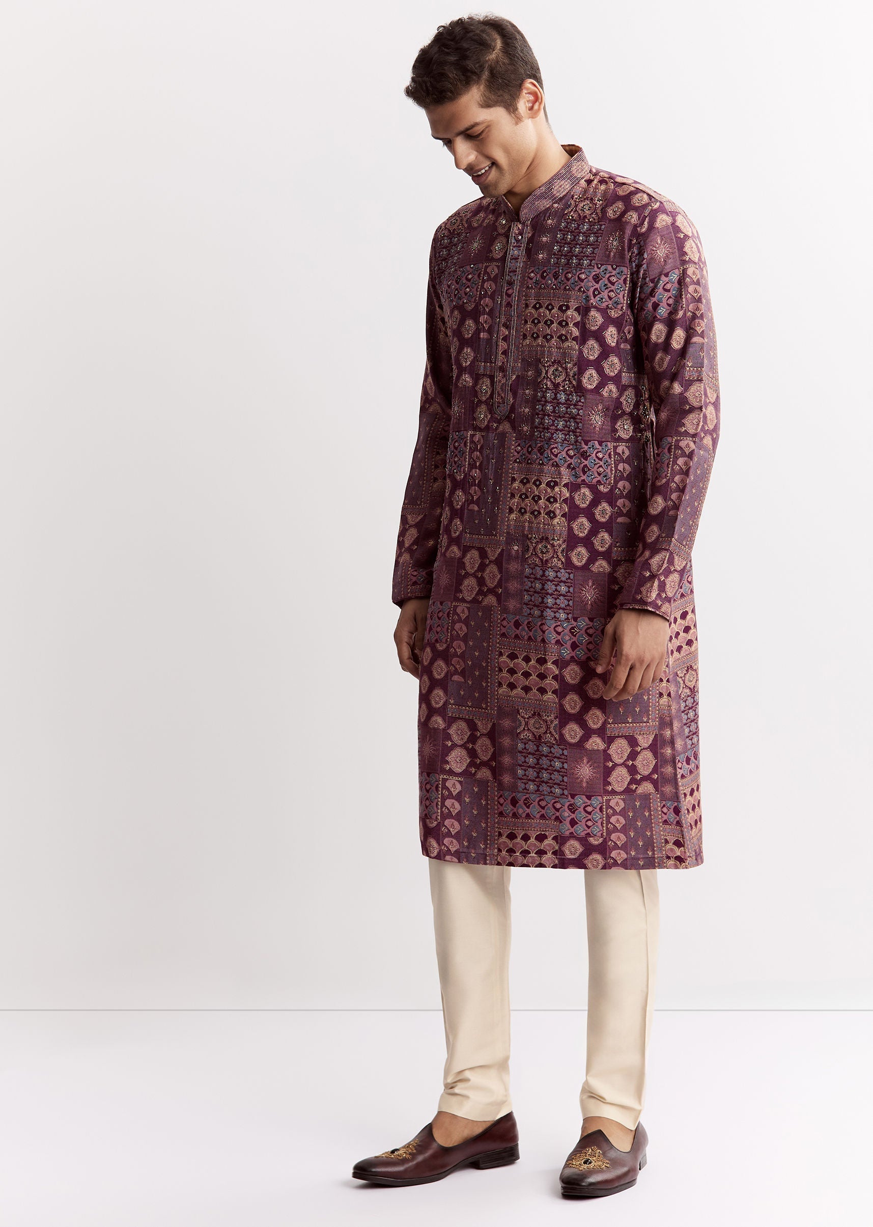 wine_chanderi_printed_kurta_jacket_set_with_stone_sequins-sg324000-1_4_bb60007b-2b8e-40a8-9047-f36028bfa52d.jpg