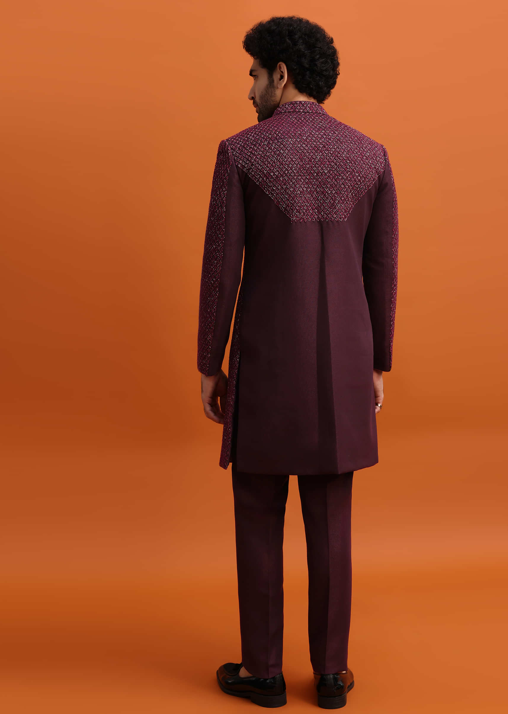 wine_cutdana_embroidered_sherwani-sg241676_5_370cef3b-cfbb-429e-83d6-1788c8226da2.jpg