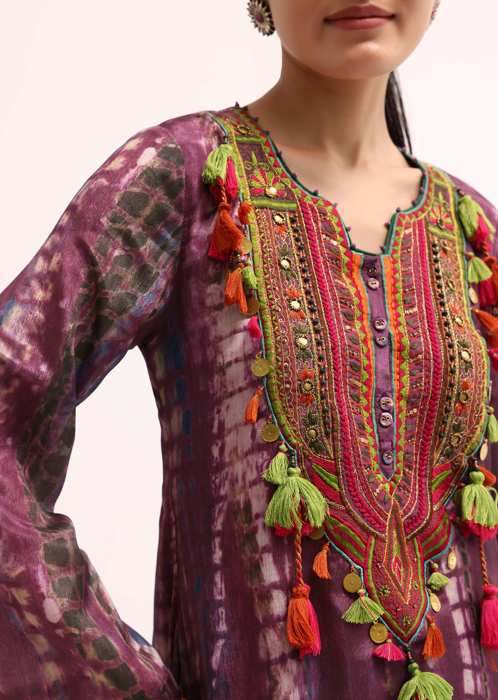 wine_embroidered_crepe_kurta_and_pant-sg233326_4_4c9aad09-ce07-44af-bc2d-5866c1447f4c.jpg