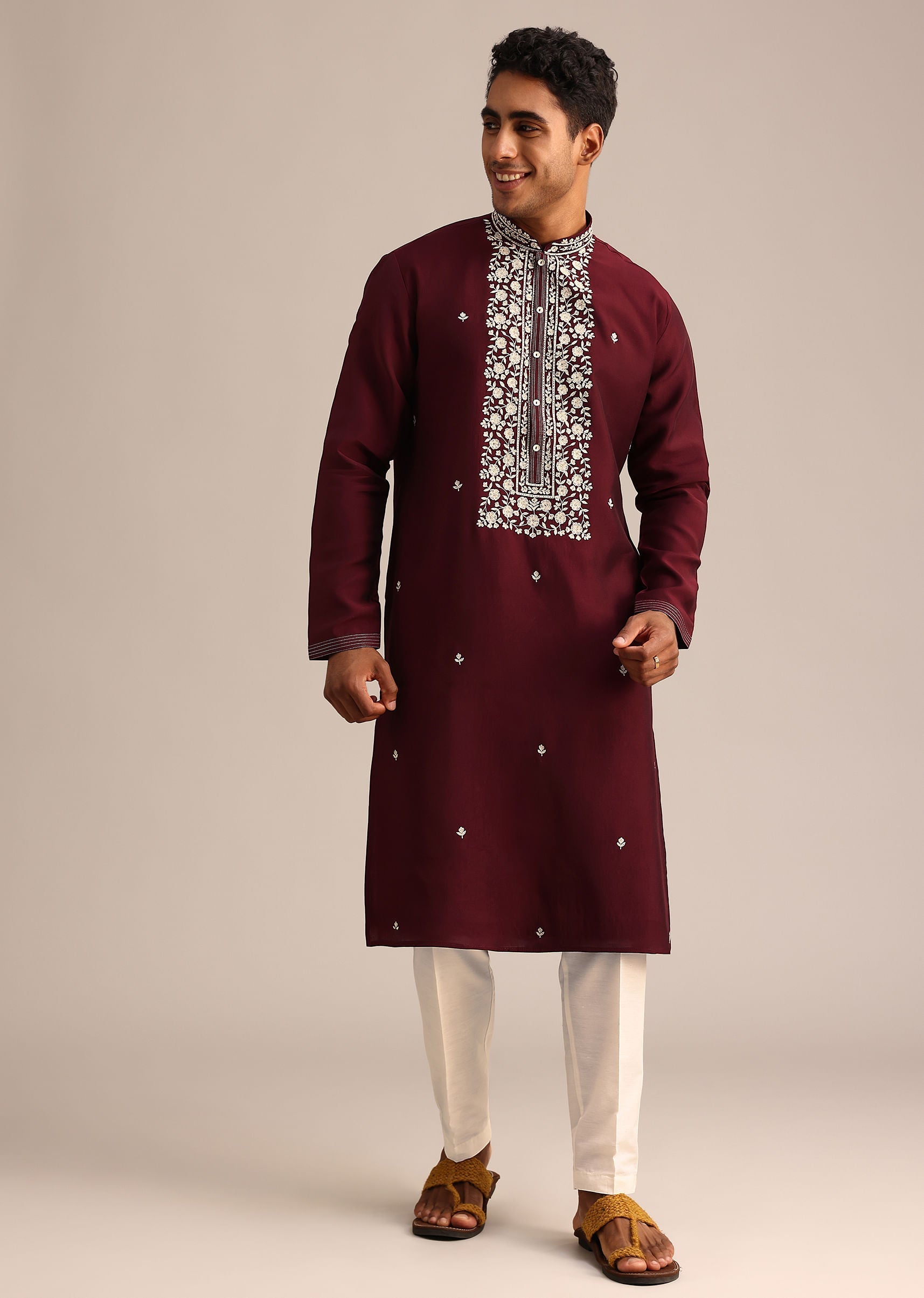 wine_silk_kurta_set_with_hand_embroidered_floral_motifs-sg263511_5_0f0c73e3-ec0b-4da2-b2c3-9aad61da338e.jpg