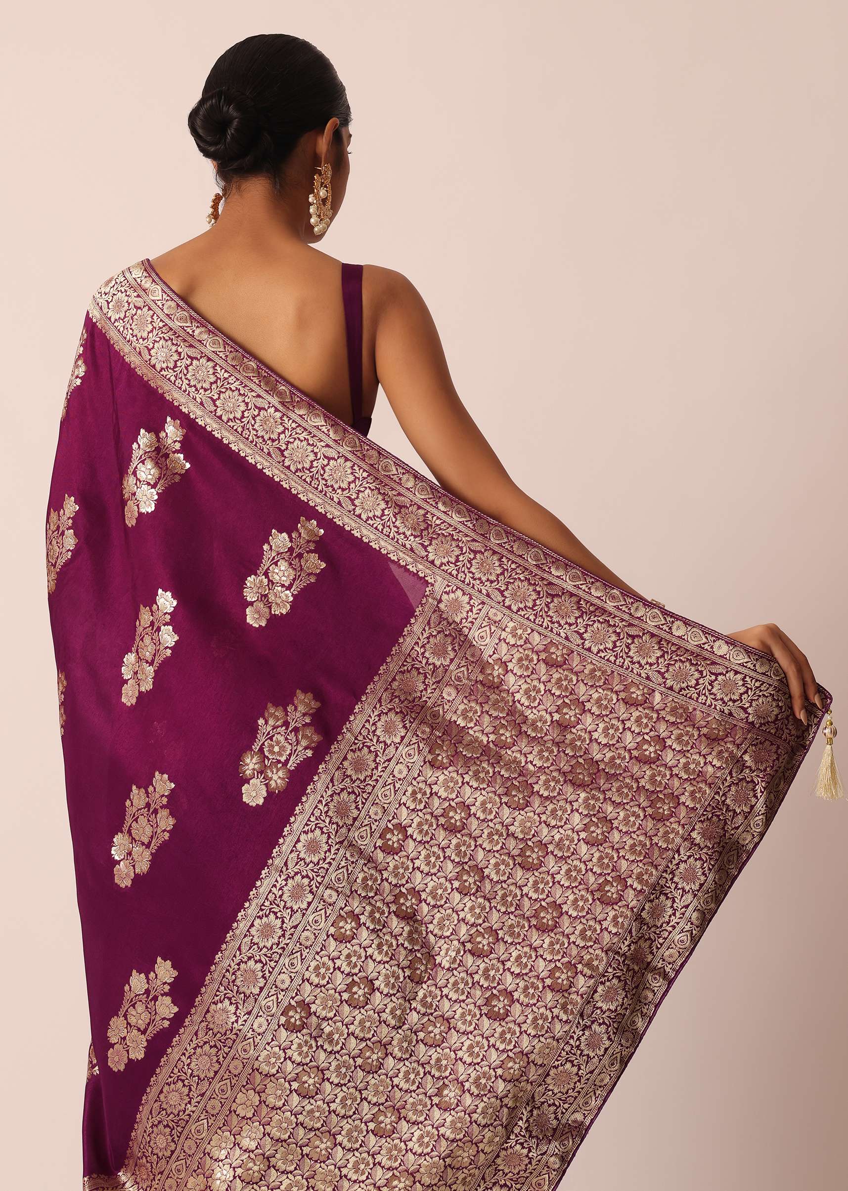 wine_silk_saree_with_butta-sg182408_4_cb51a8a3-8912-4402-aa1f-22dbaf56f002.jpg