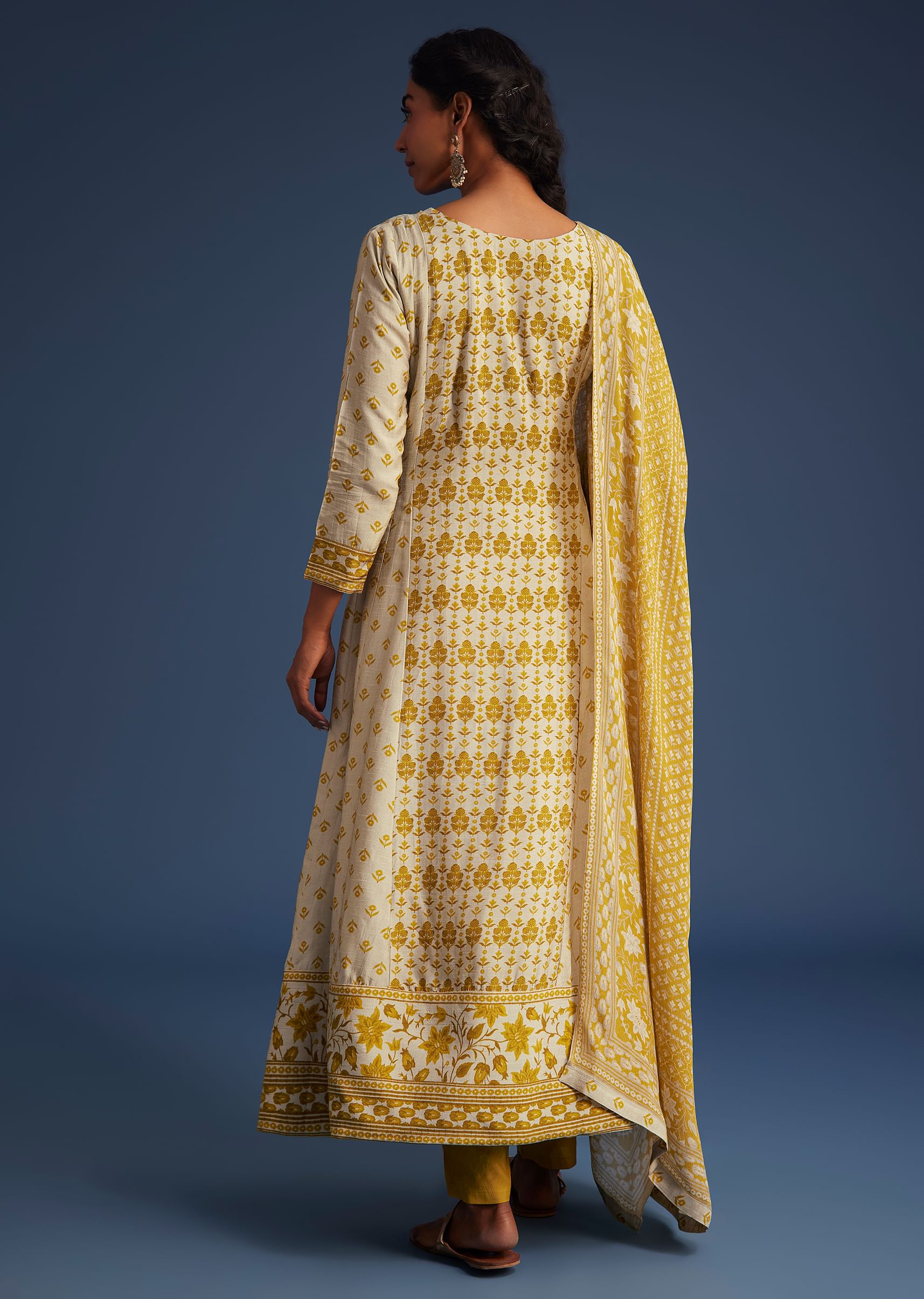 yellow-and-cream-silk-printed-anarkali-set-with-chiffon-dupatta-sg304960-5_7fc981e5-9be6-4984-b6f4-d0cc27c36a14.jpg