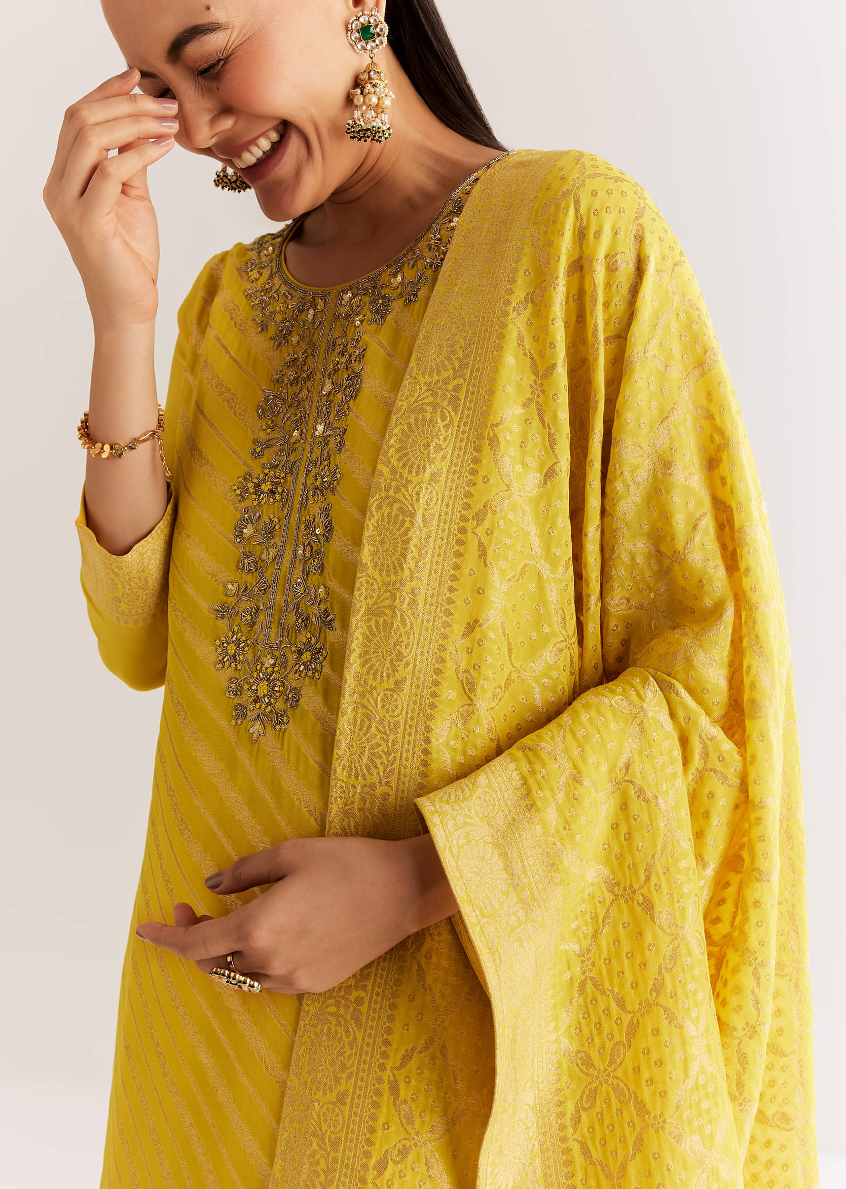 yellow-banarasi-georgette-kurta-set-with-zardosi-and-cutdana-work-sg320337-1_869e924a-ceb5-4651-949a-fa5bf0d613ce.jpg