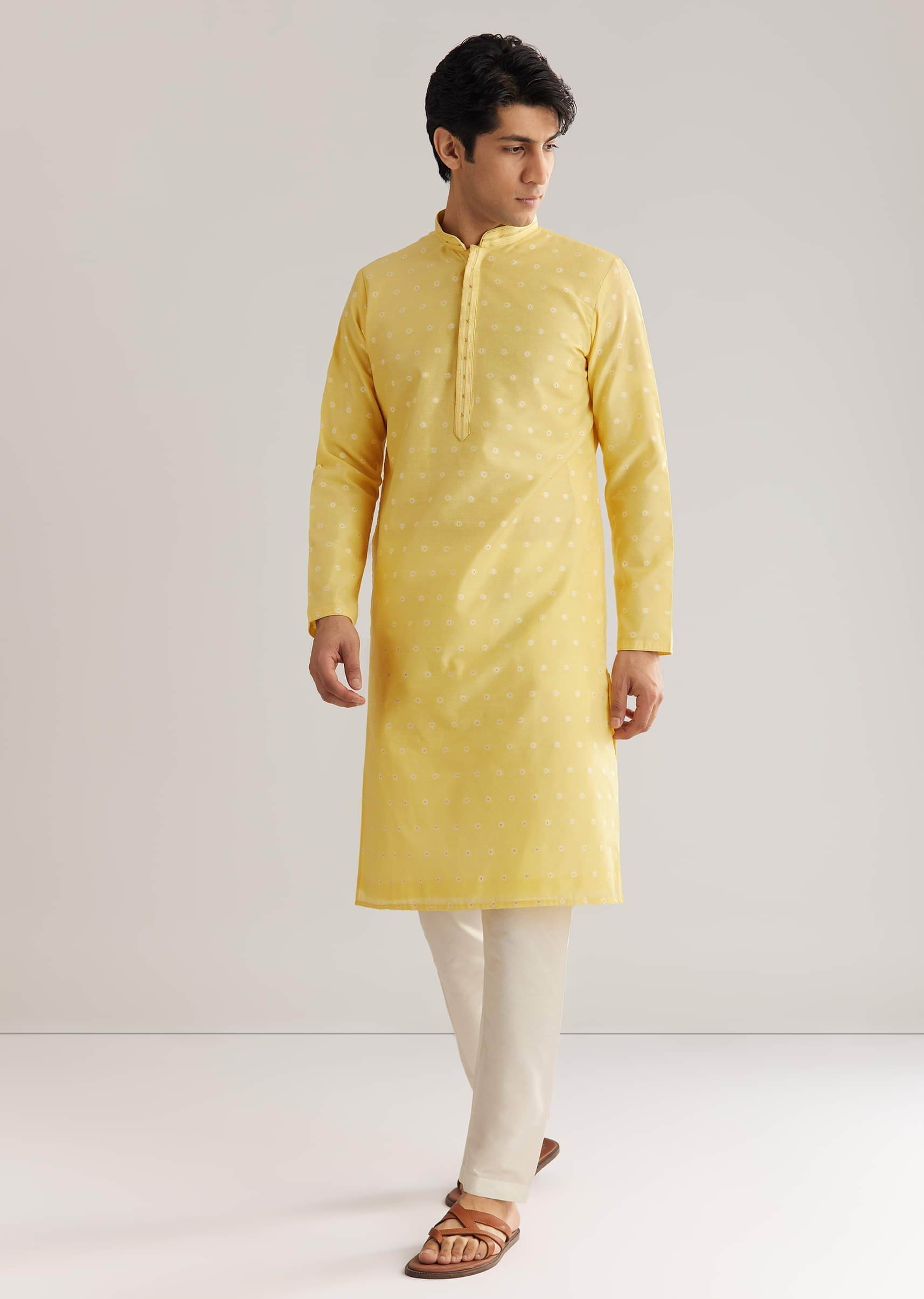 yellow-banarasi-silk-kurta-set-sg311542-2_1_e2117b9c-4ad0-4f2d-ae71-ebf0fce56501.jpg