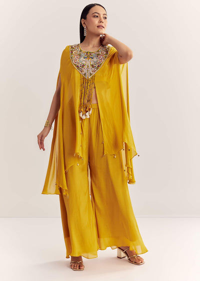 yellow-chinon-cape-set-with-zardosi-thread-and-moti-work-sg324500-4_b7abdbc4-149f-4d08-8921-5a7e6edb2051.jpg