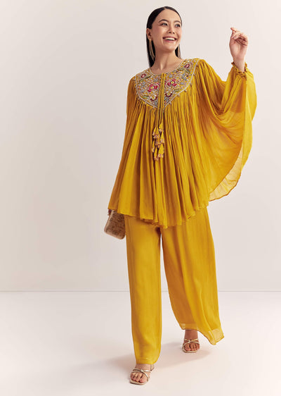 yellow-chinon-kaftan-kurta-set-with-zardosi-and-thread-work-sg324580-2_a86e2e86-3a66-43fb-91d0-dc21c4760da2.jpg