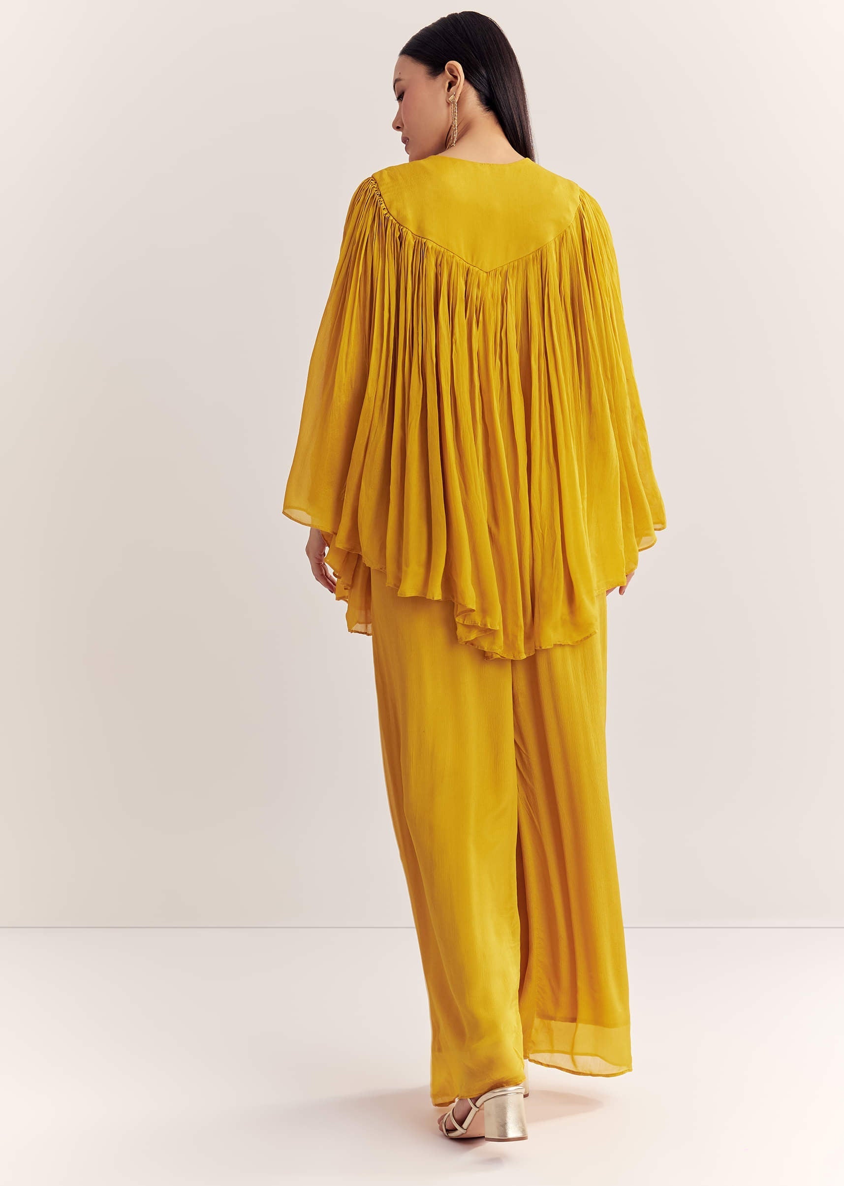 yellow-chinon-kaftan-kurta-set-with-zardosi-and-thread-work-sg324580-5_79283eed-b638-4948-bd8f-f3d860885102.jpg
