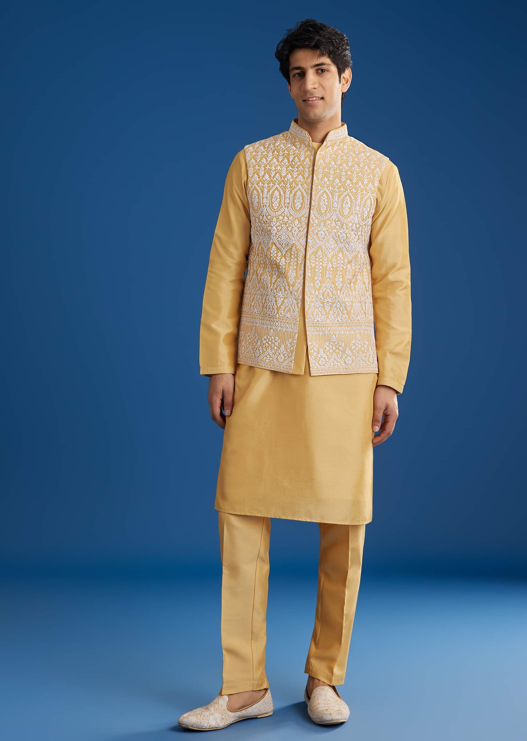 yellow-cotton-silk-jacket-kurta-set-with-threadwork-sg309538-5_55aa4221-8744-4b62-a013-3519de1fec6d.jpg
