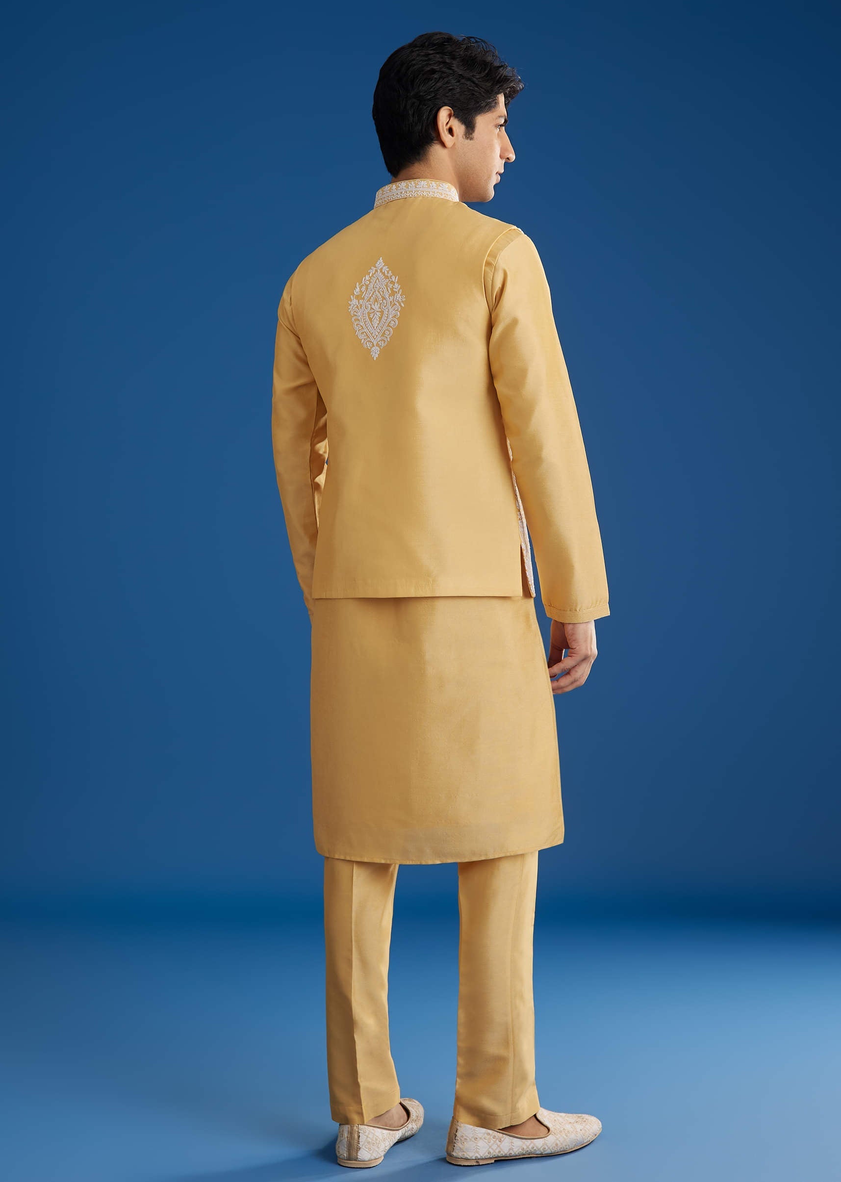 yellow-cotton-silk-jacket-kurta-set-with-threadwork-sg309538-6_b9795540-31cf-4a69-a1da-81737e853971.jpg