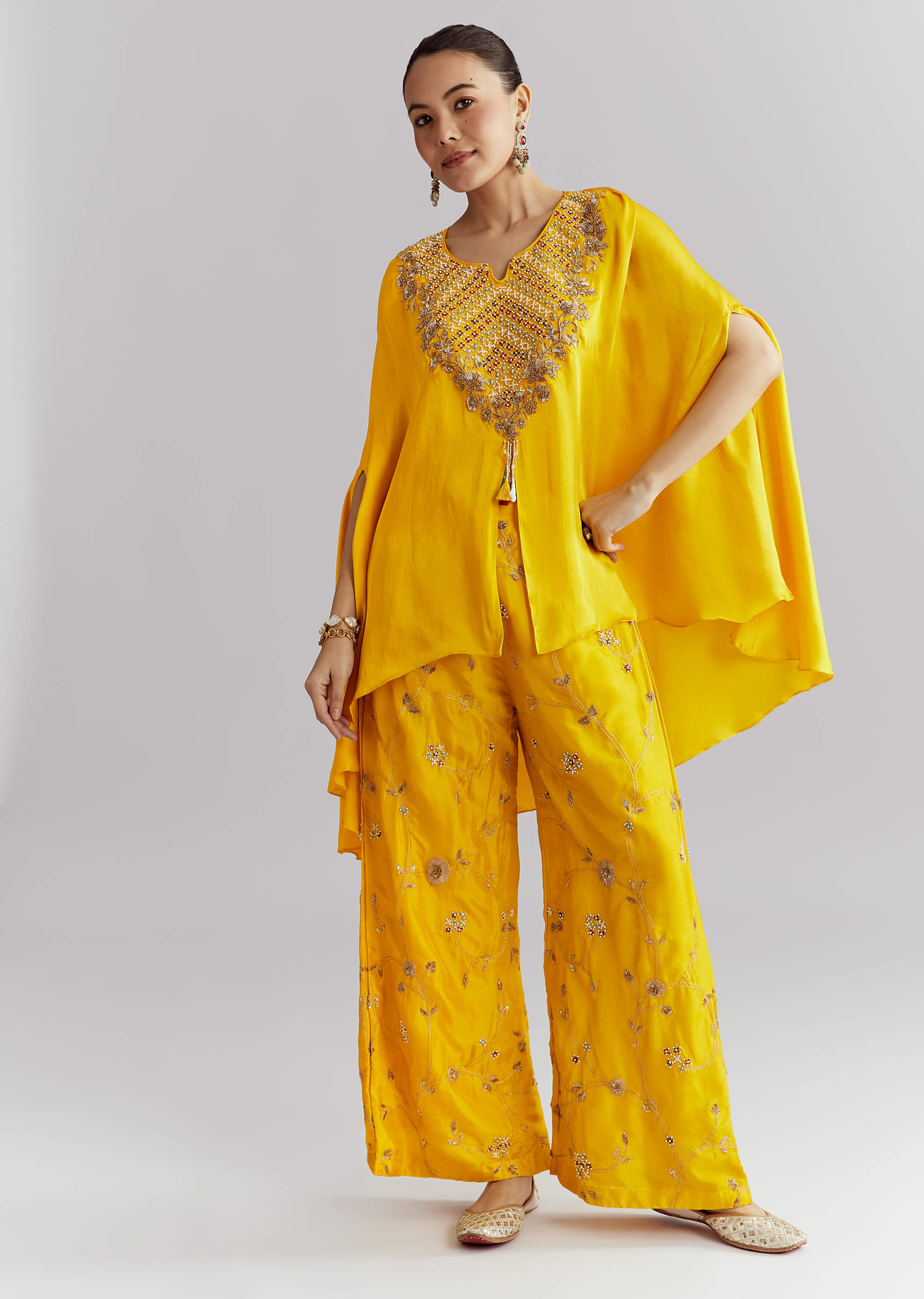 yellow-crepe-indo-western-set-with-heavy-hand-embroidery-sg354722-3.jpg