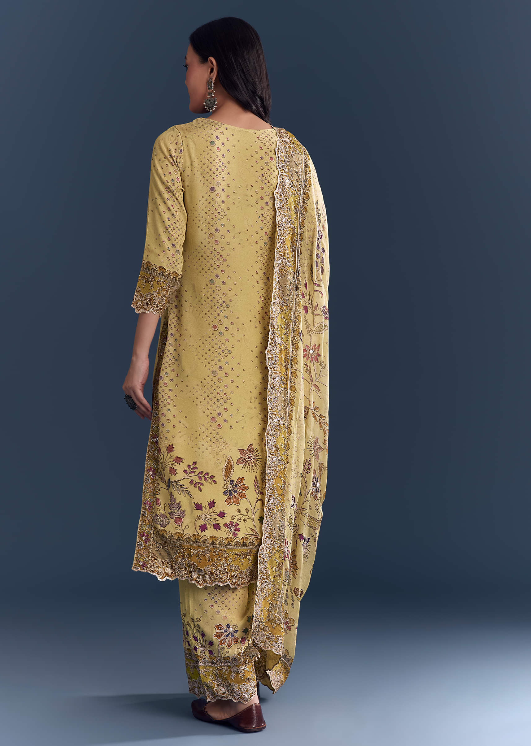 yellow-crepe-kurta-set-with-indie-print-and-zari-work-sg344081-5.jpg