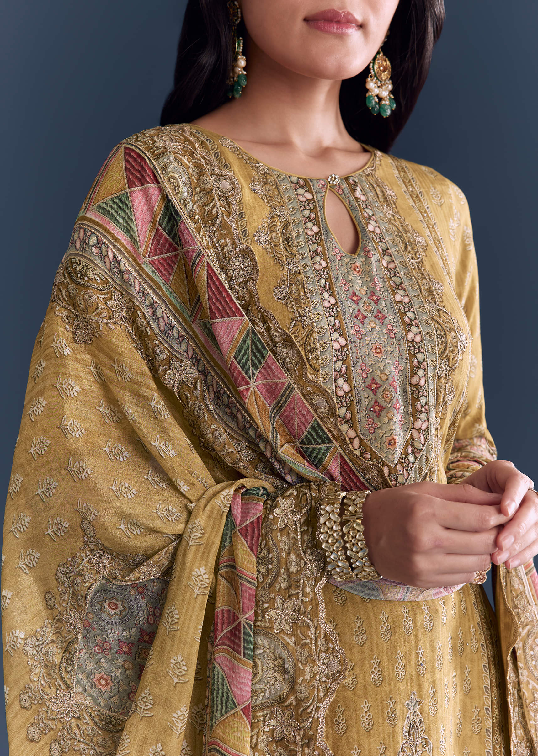 yellow-crepe-kurta-set-with-indie-print-and-zari-work-sg344088-2.jpg
