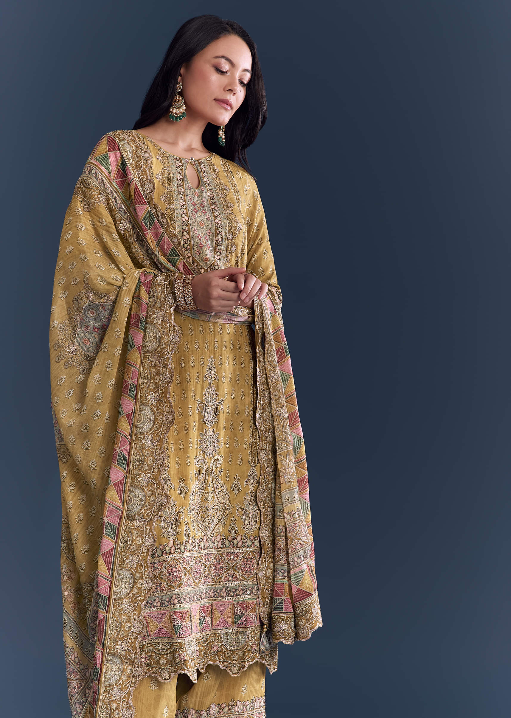 yellow-crepe-kurta-set-with-indie-print-and-zari-work-sg344088-4.jpg