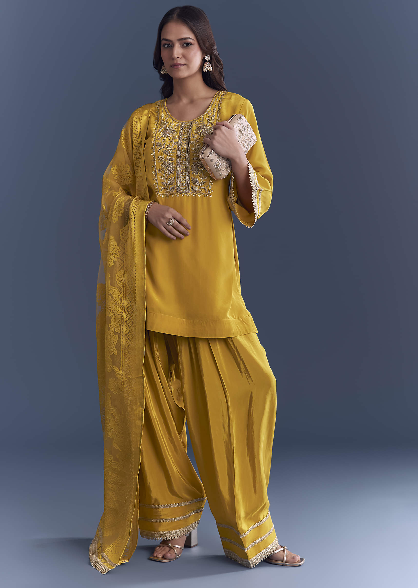 yellow-crepe-kurta-set-with-zardosi-work-and-farzi-pants-sg344722-3.jpg