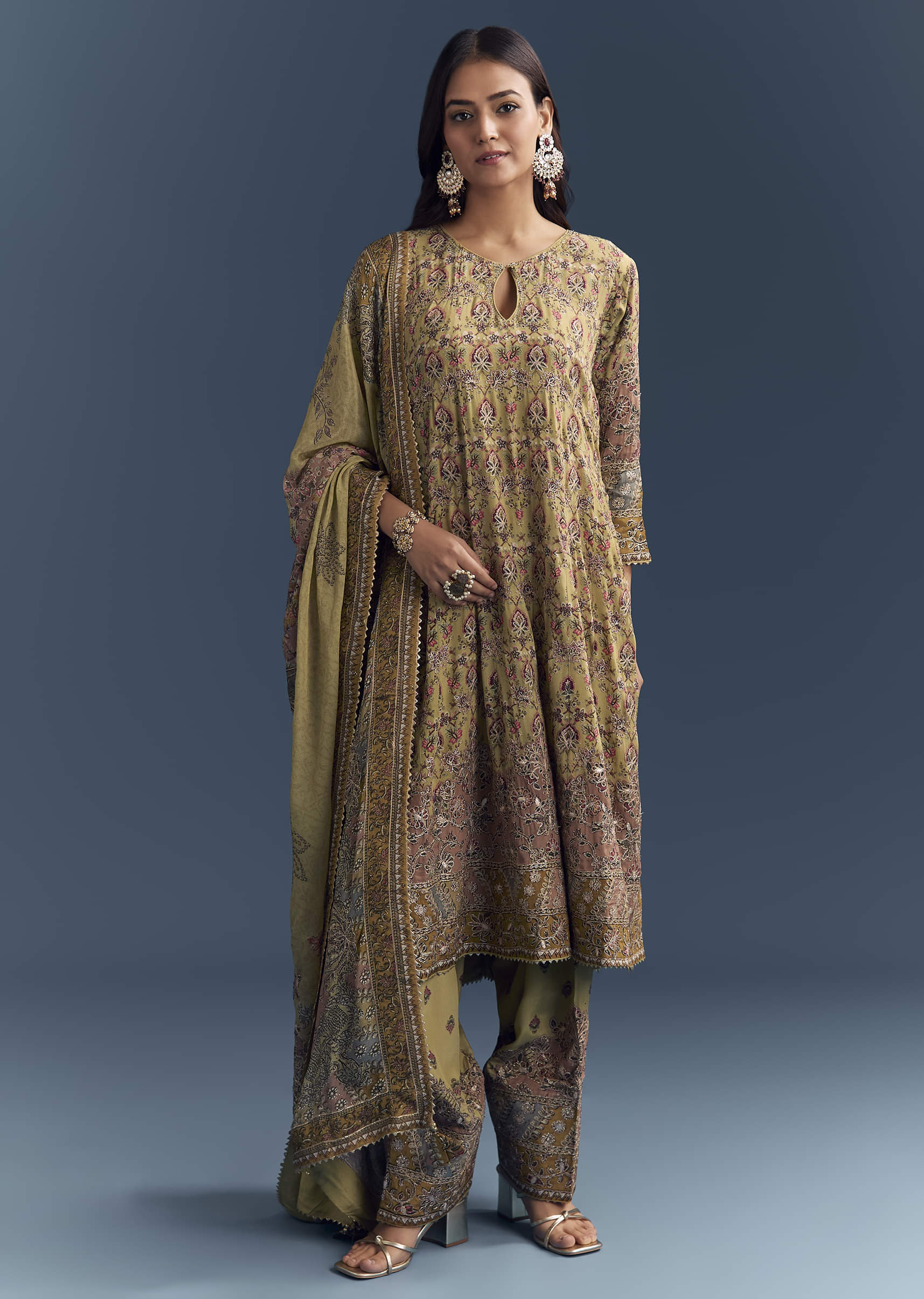 yellow-crepe-printed-kurta-set-with-gota-work-1.jpg