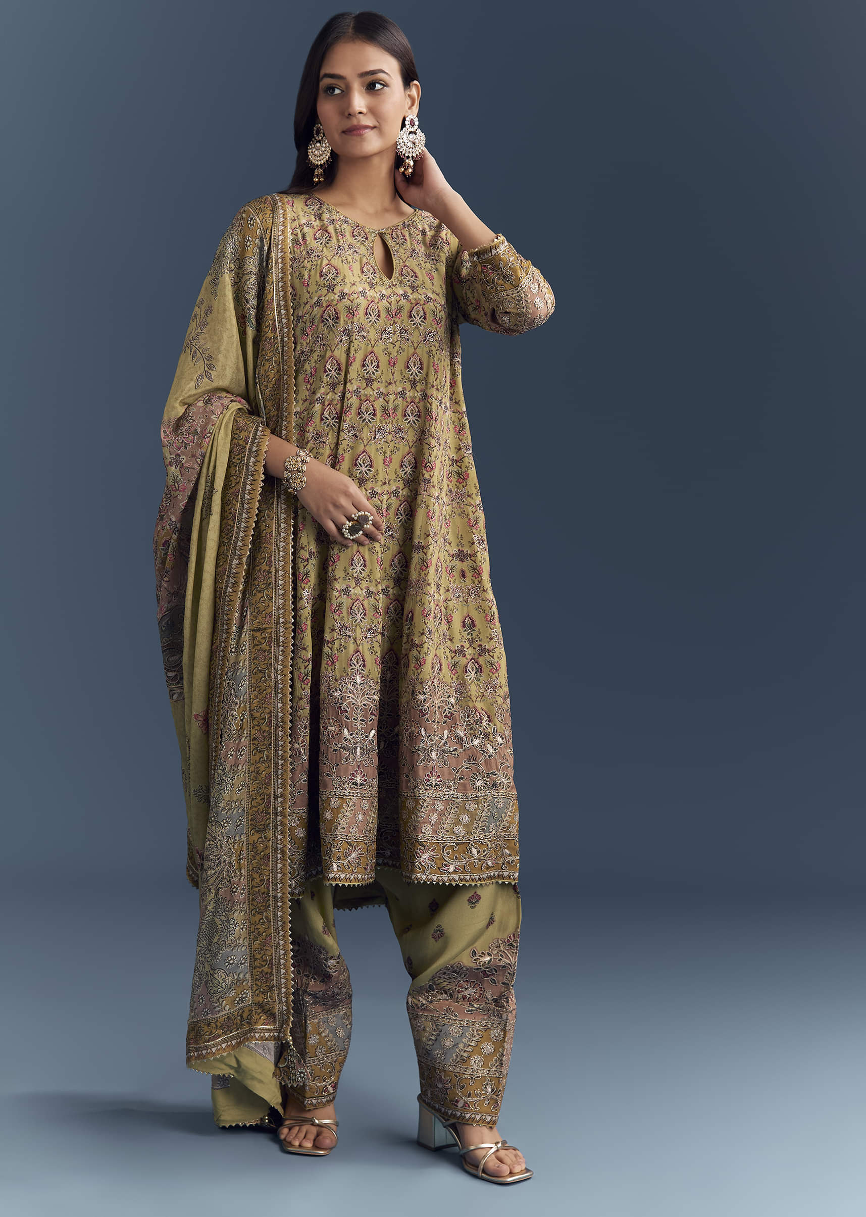 yellow-crepe-printed-kurta-set-with-gota-work-3.jpg