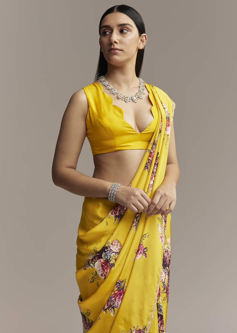 yellow-crepe-saree-with-floral-digital-print-and-sequin-embroidery-sg328023-5.jpg