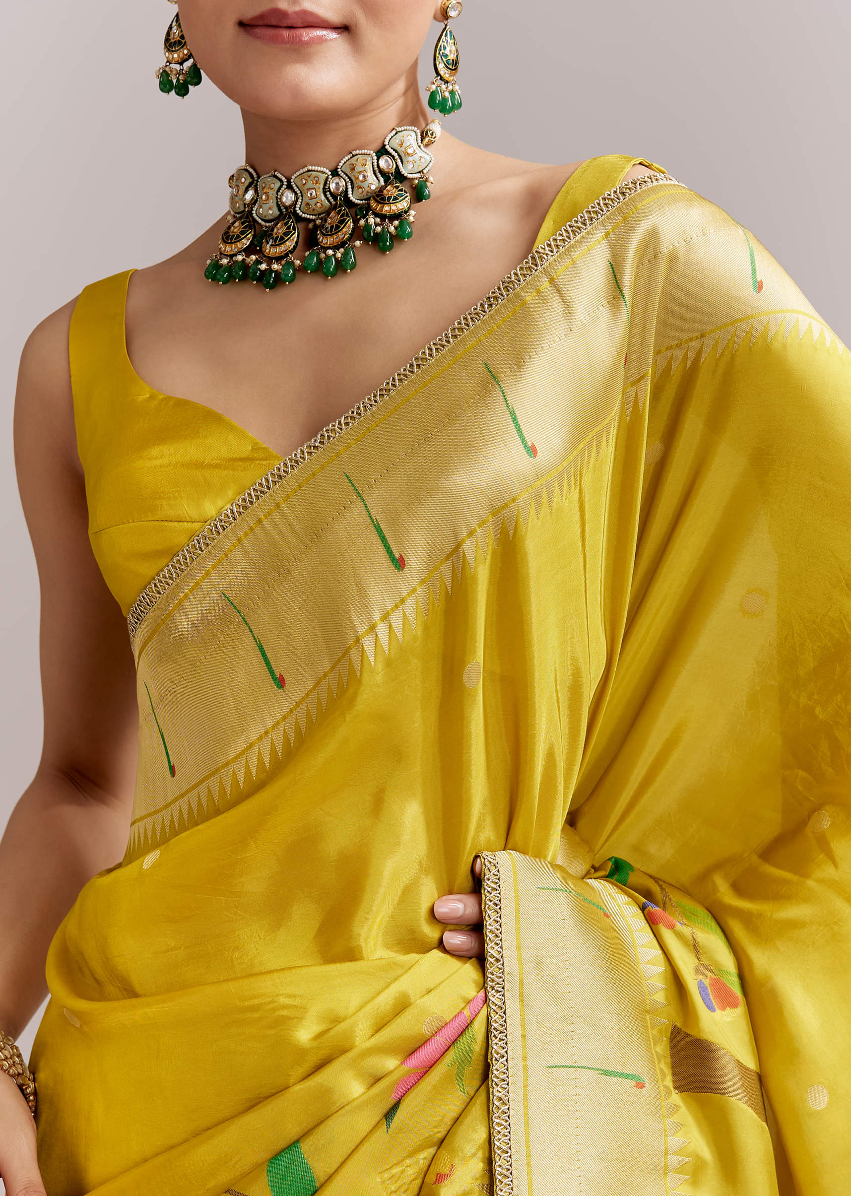yellow-dola-silk-woven-muniya-paithani-saree-with-zari-border-sg352308-2.jpg