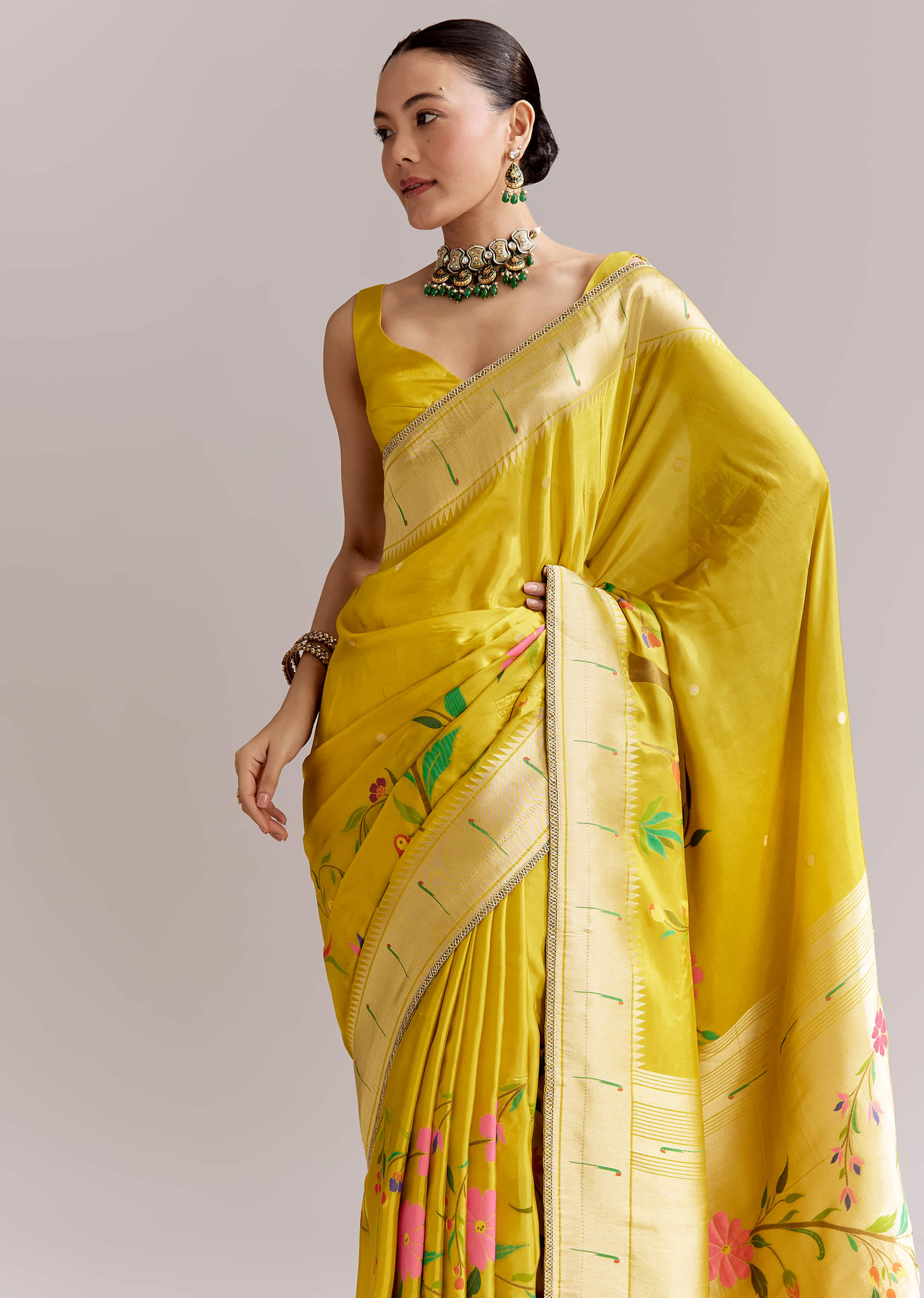 yellow-dola-silk-woven-muniya-paithani-saree-with-zari-border-sg352308-5.jpg