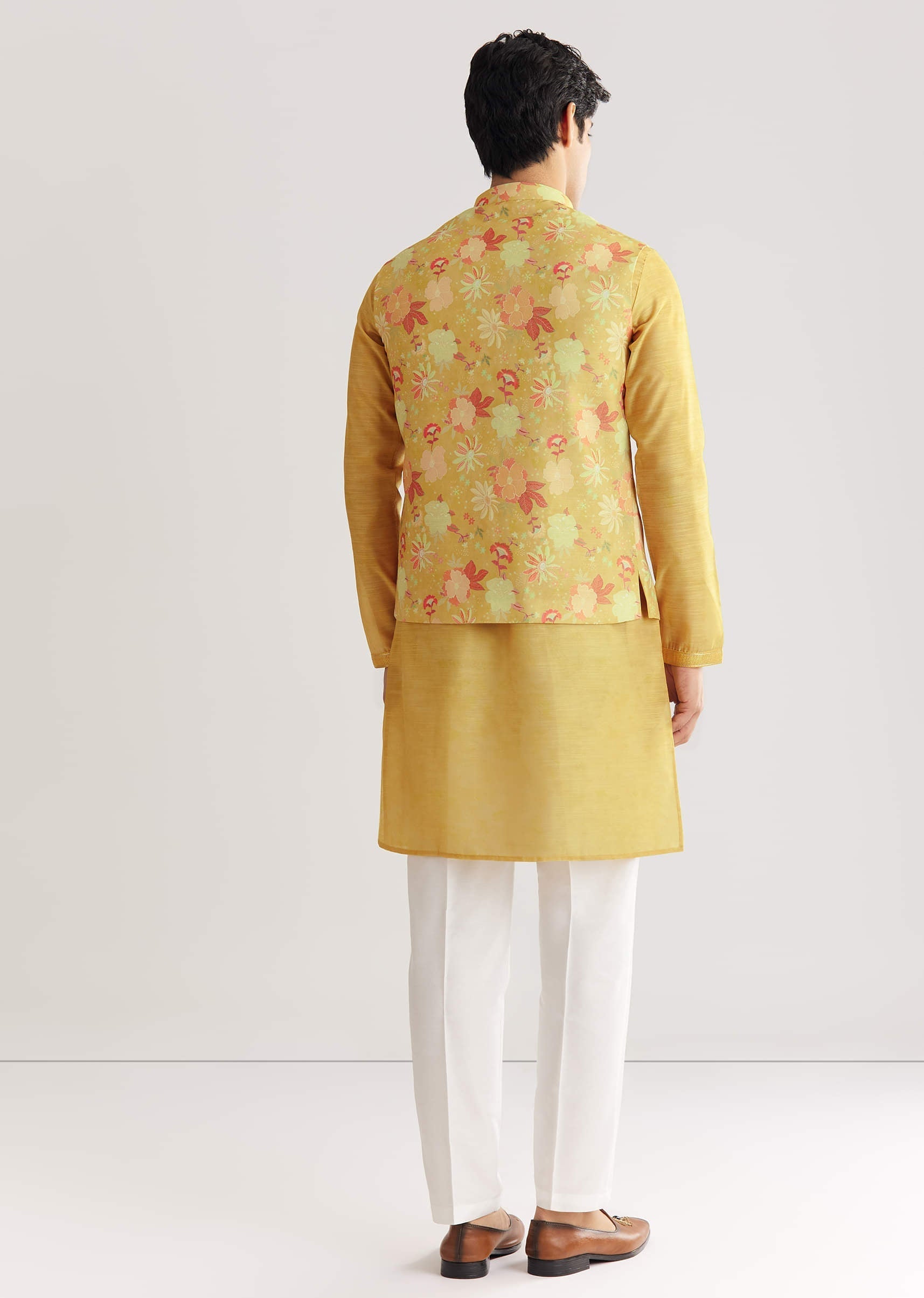 yellow-floral-printed-jacket-kurta-set-sg310393-5_2_be993a72-2cb2-405c-9ec2-78c131312159.jpg