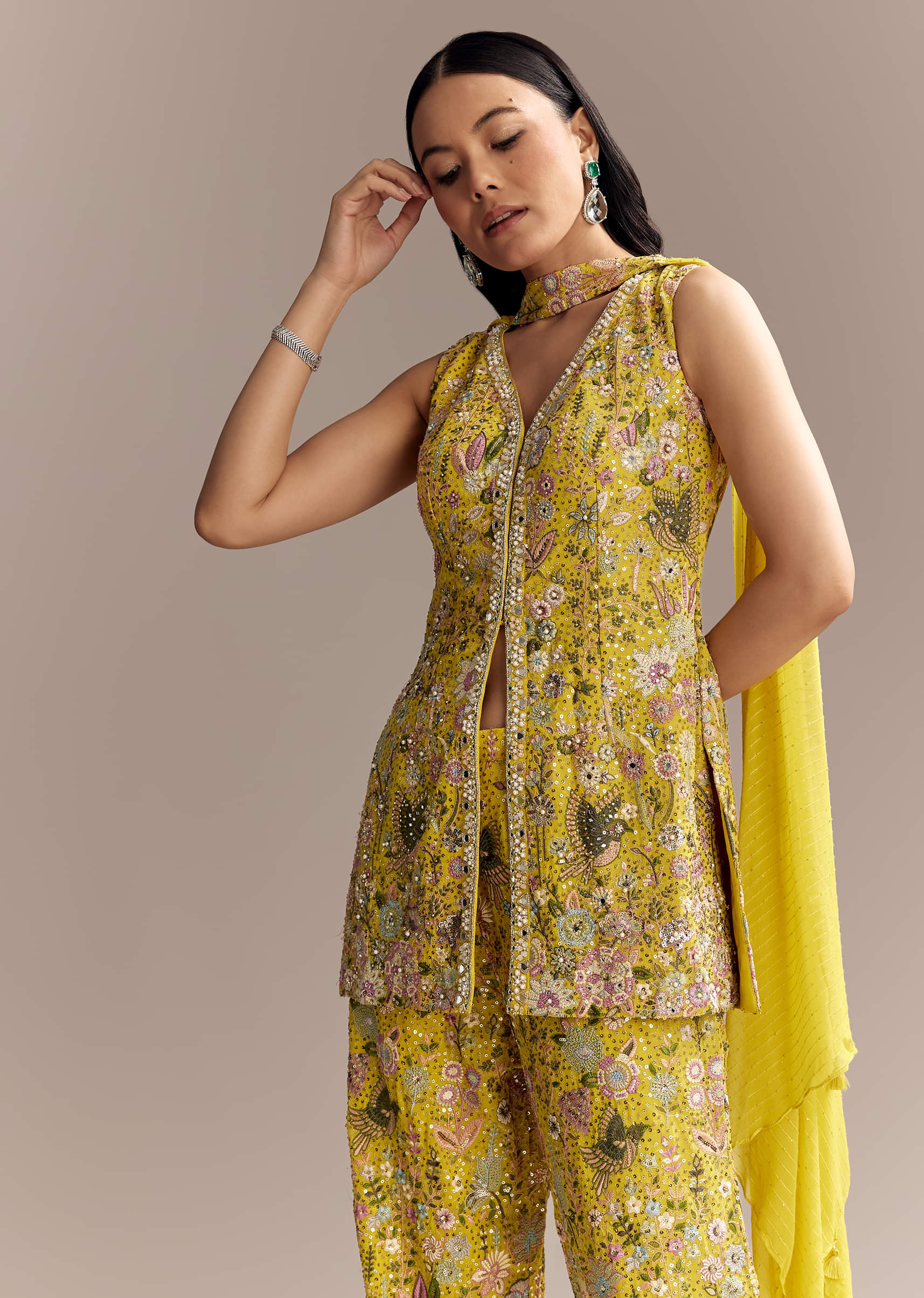 yellow-georgette-palazzo-suit-with-heavy-sequins-and-resham-work-sg338028-4.jpg