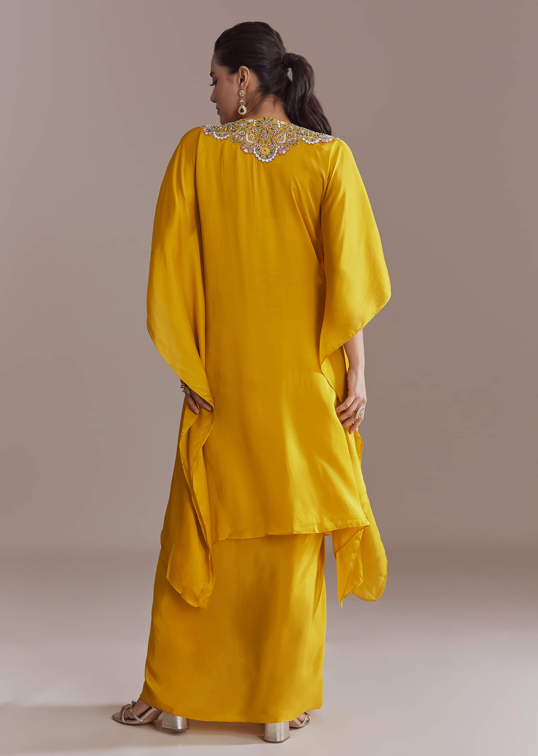 yellow-organza-kaftan-top-and-drape-skirt-set-with-resham-work-sg340510-5.jpg