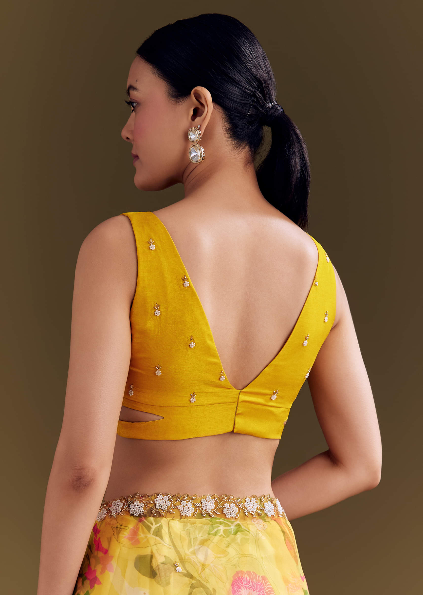 yellow-organza-saree-with-floral-print-and-beaded-border-sg297111-8_0223ab29-0fcc-468c-8627-9218ffc16445.jpg