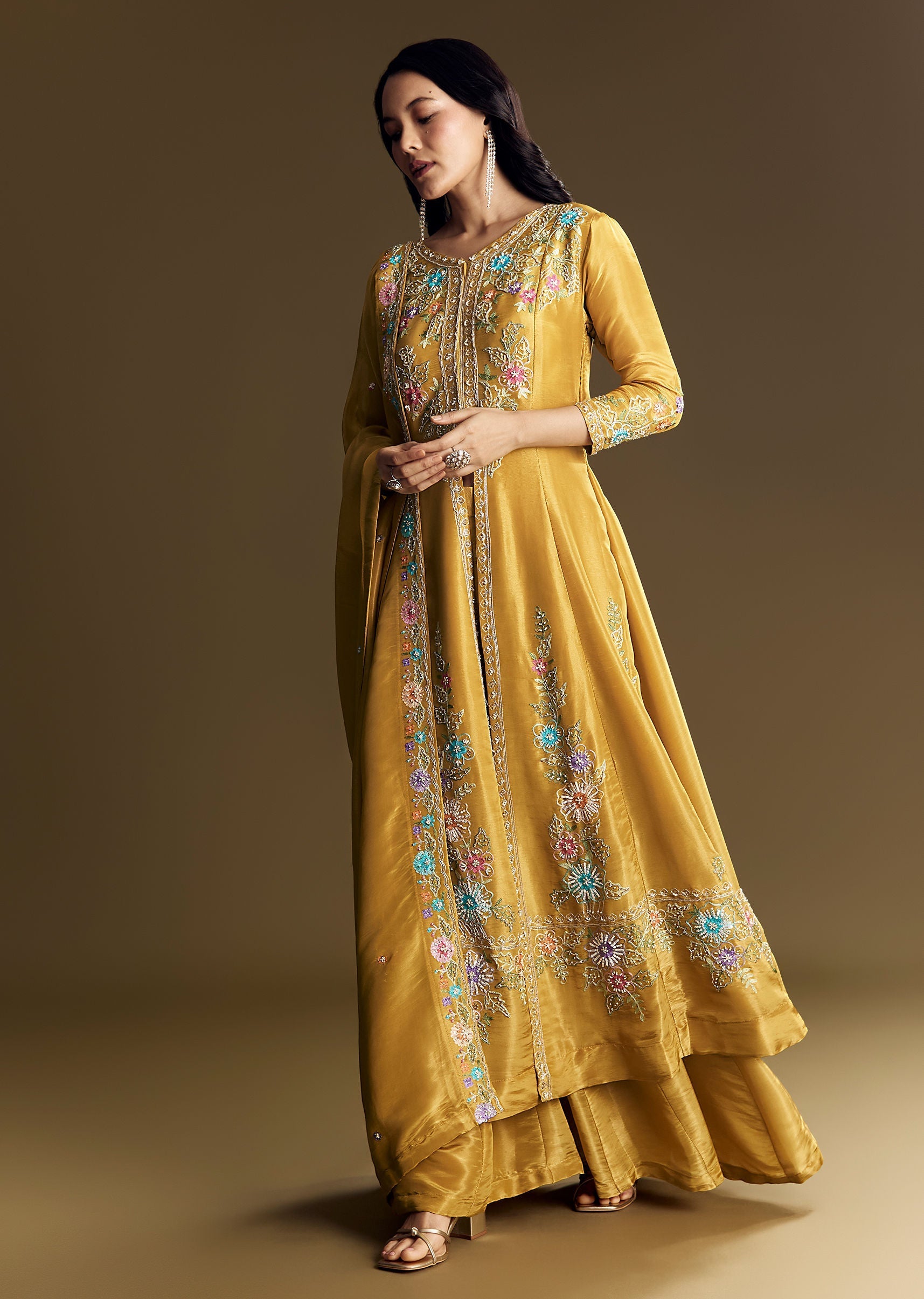 yellow-palazzo-suit-with-resham-kurta-dupatta-sg320473-3_5ead9d93-9693-4d20-a98c-0d191013d9d9.jpg