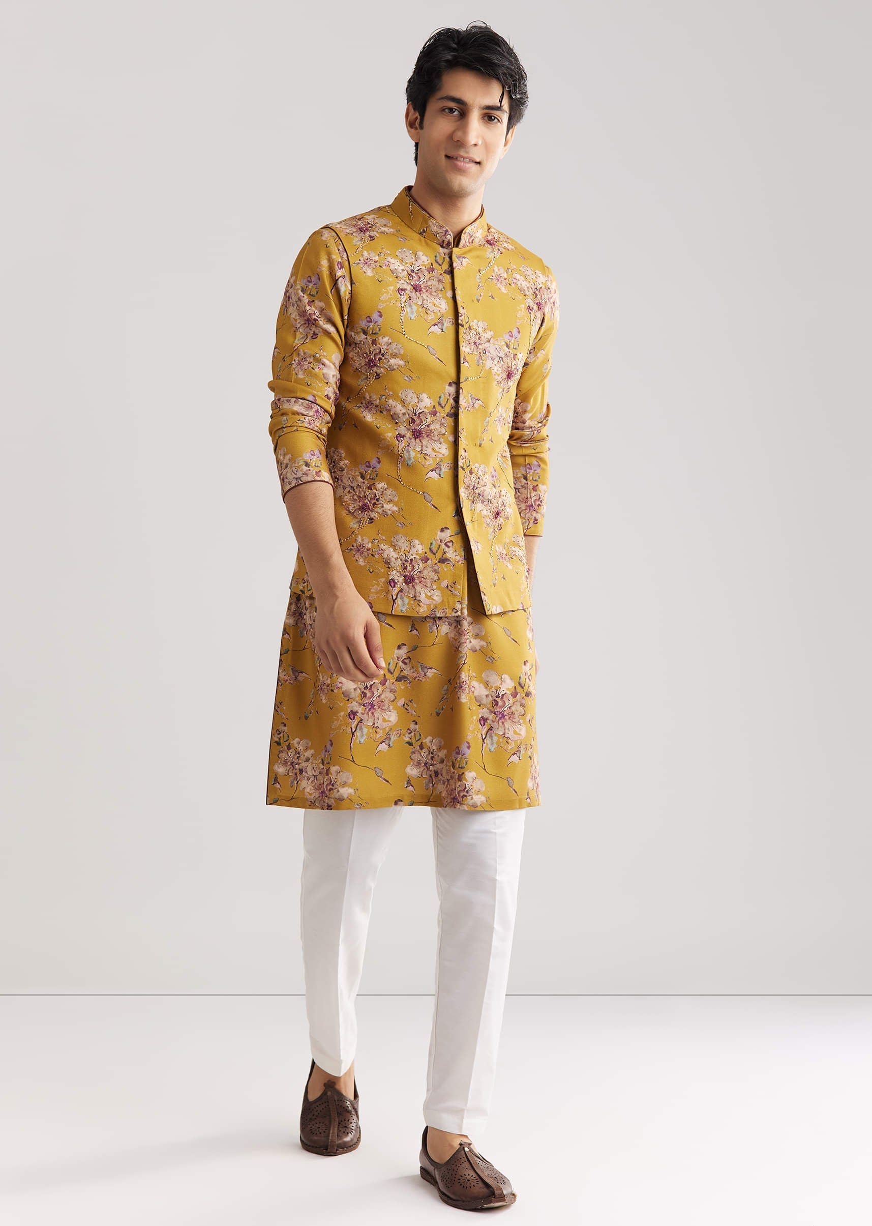 yellow-pashmina-jacket-kurta-set-with-stone-work-sg323528-2_cefe1621-4e3a-4a15-b996-3346f1d956b3.jpg