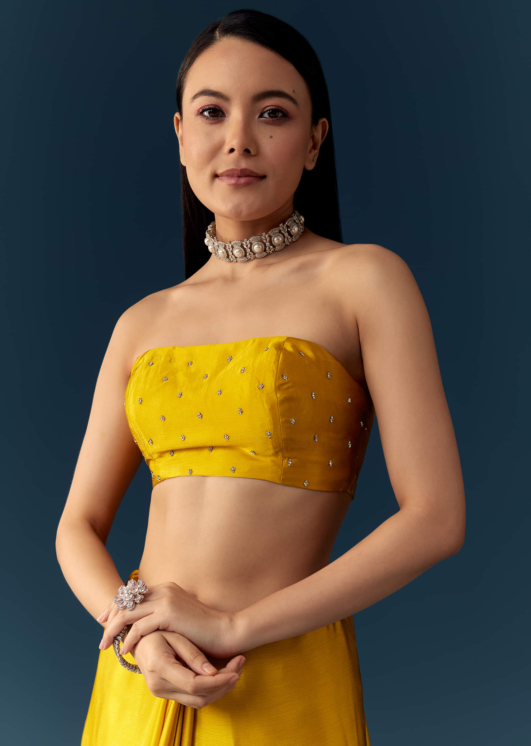 yellow-satin-saree-with-sequins-and-unstitched-bouse-sg338749-7.jpg