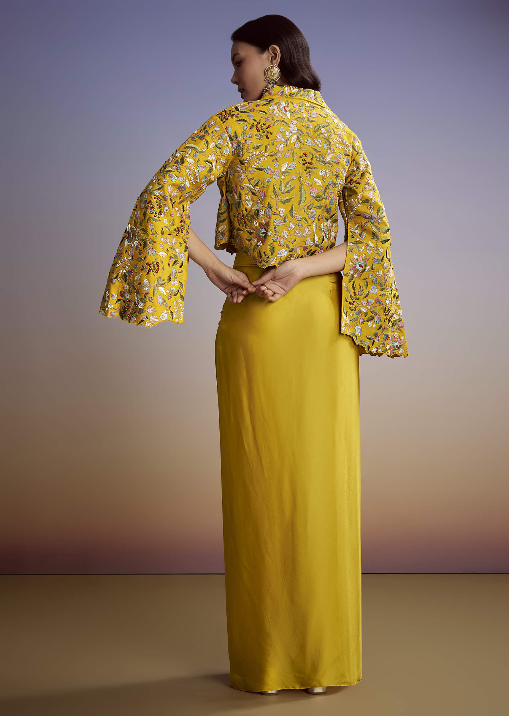 yellow-silk-crop-top-skirt-with-resham-work-sg334887-5.jpg