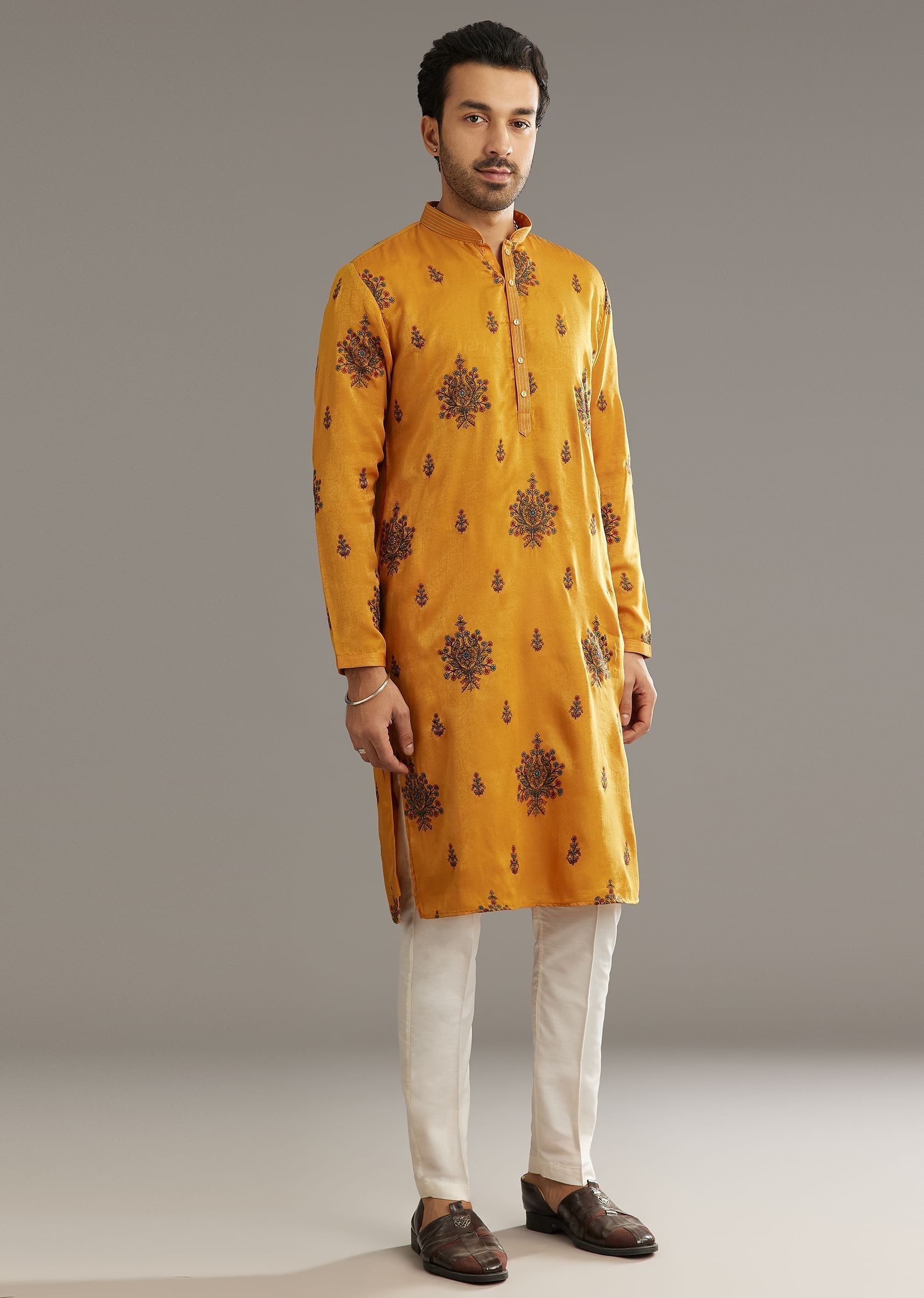 yellow-silk-kurta-set-with-artistic-print-sg309169-2_1ba8d5fe-8b31-4be5-bd29-156f8901898c.jpg