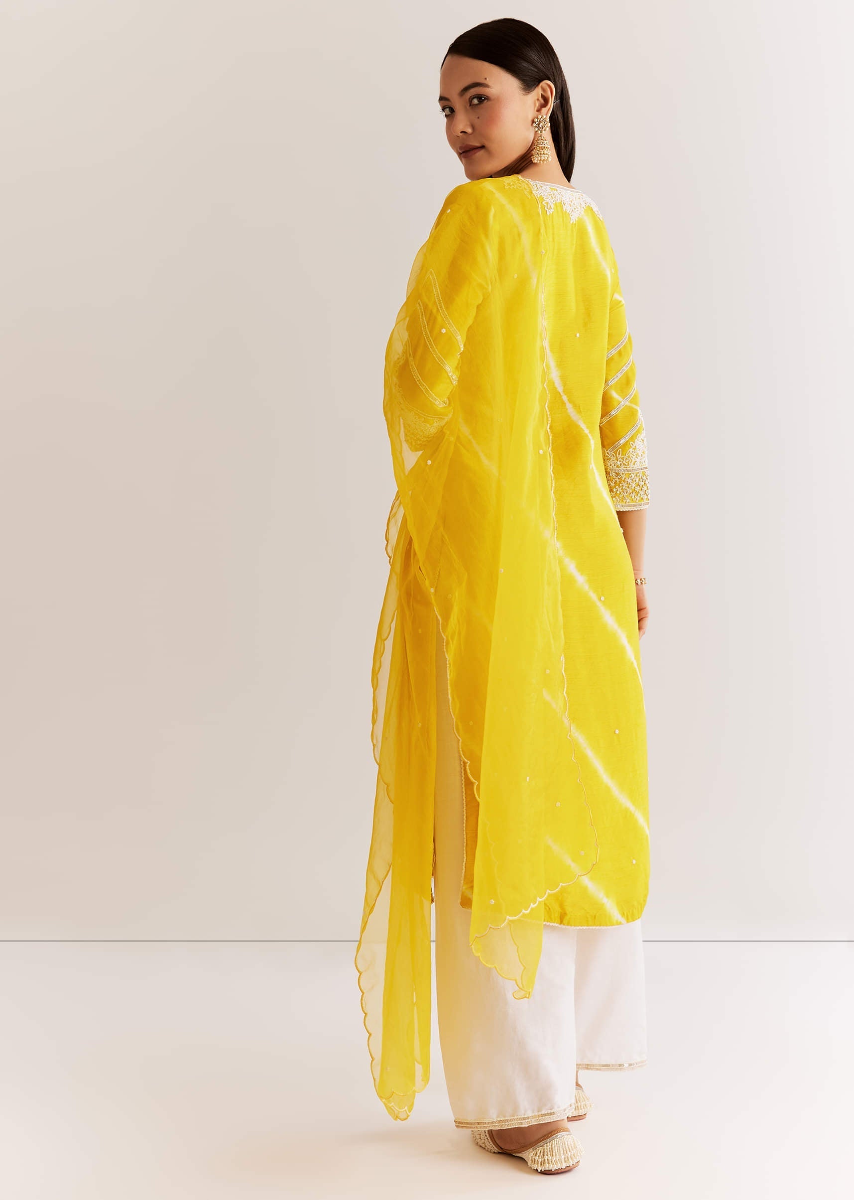 yellow-silk-leheriya-kurta-set-with-moti-work-sg315759-5_6855252b-6d19-401c-a380-d7f5b12ab2ca.jpg