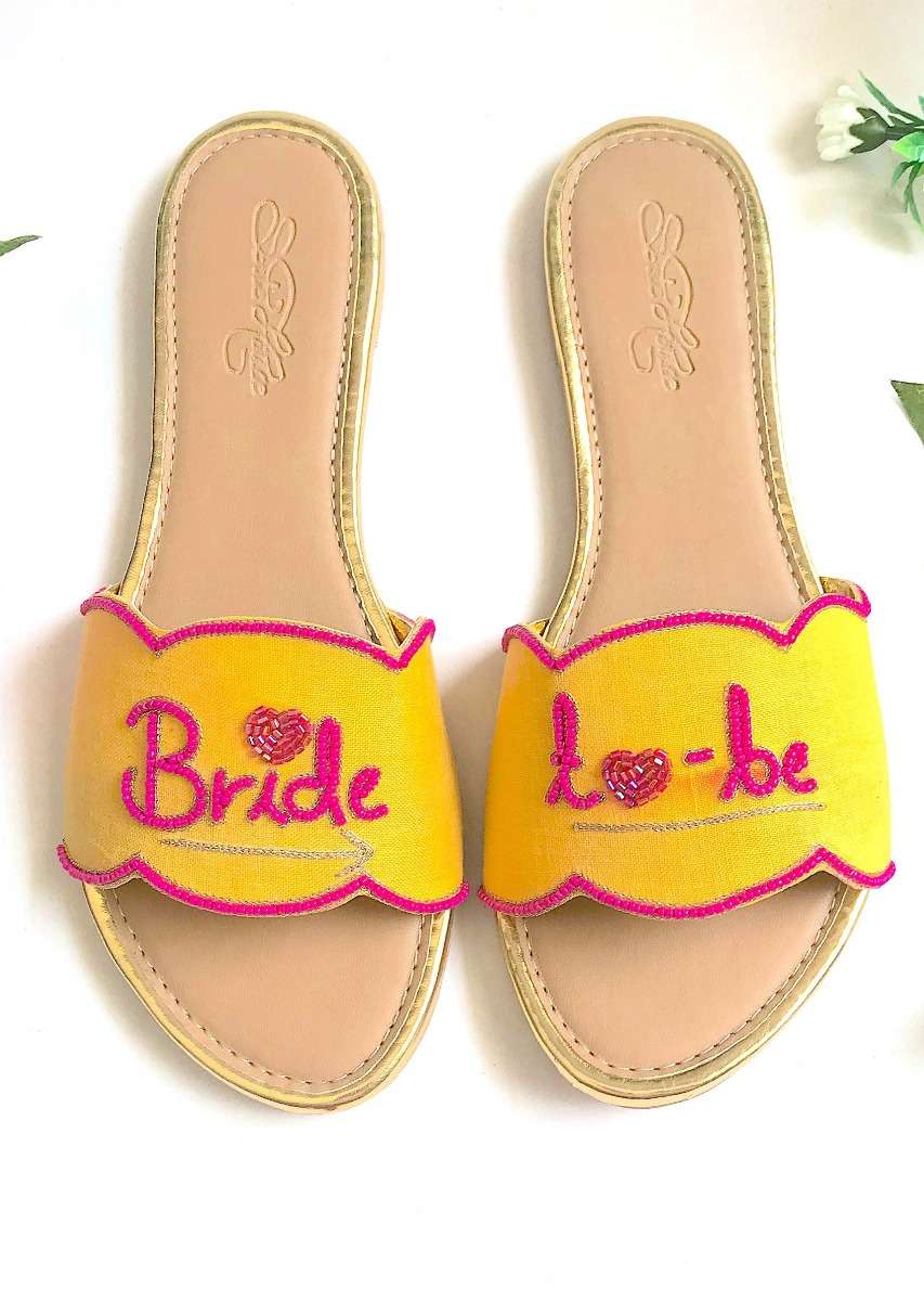 yellow-slider-flats-with-fuchsia-pink-colored-bride-to-be-text-and-scalloped-edge-online-by-sole-house-sg43227_3_3cb3f9da-0fc1-4417-85f2-8809cb065cfc.jpg