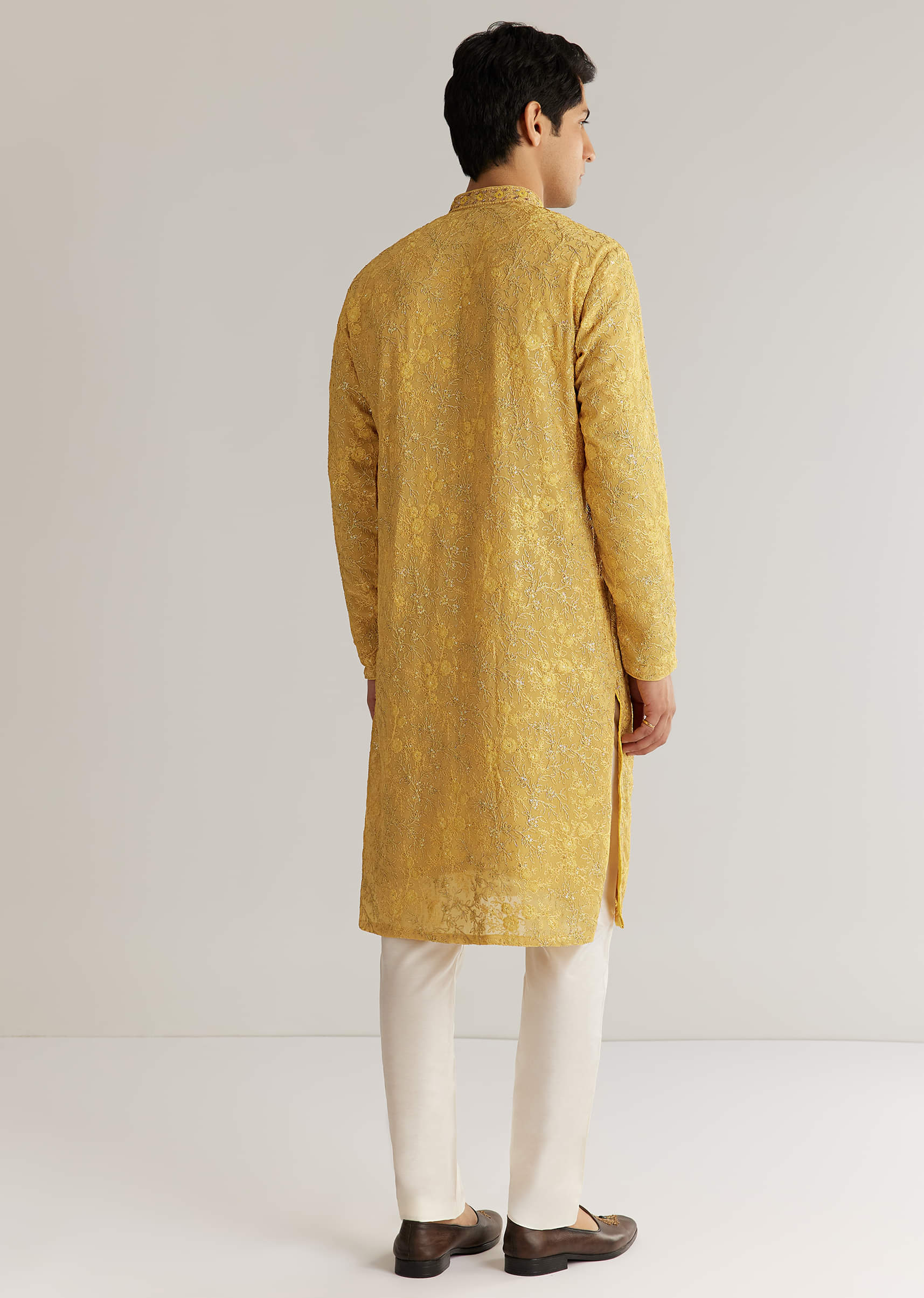 yellow-tissue-resham-embroidered-kurta-set-with-cutdana-beads-sg323720-5_5eec9eda-eff4-4185-a5a4-012a356bdae4.jpg