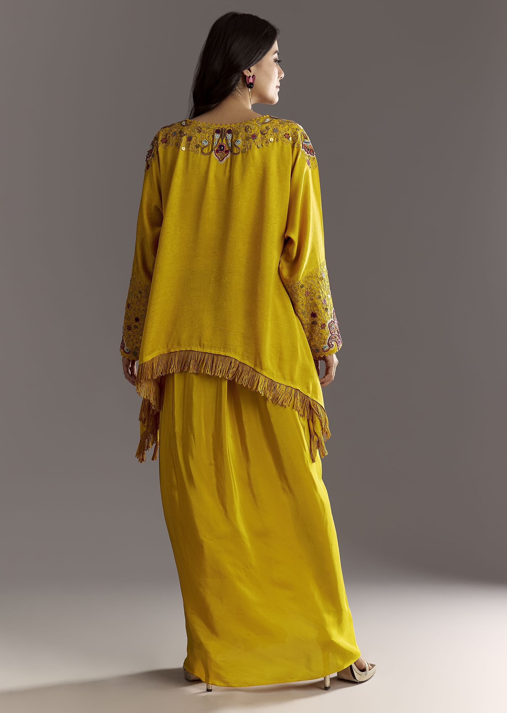yellow-tussar-silk-kurta-skirt-with-beads-and-threadwork-sg310762-5_4f078420-ad83-4668-afe0-c84772ee58ba.jpg