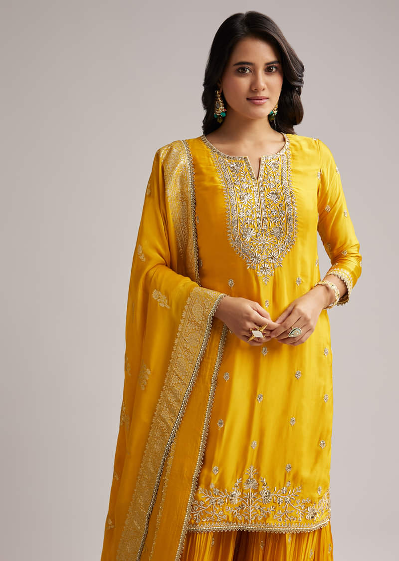 yellow-zari-palazzo-suit-set-with-dupatta-sg336699-4_2526ca89-2736-40b2-a6b9-e517187235c5.jpg