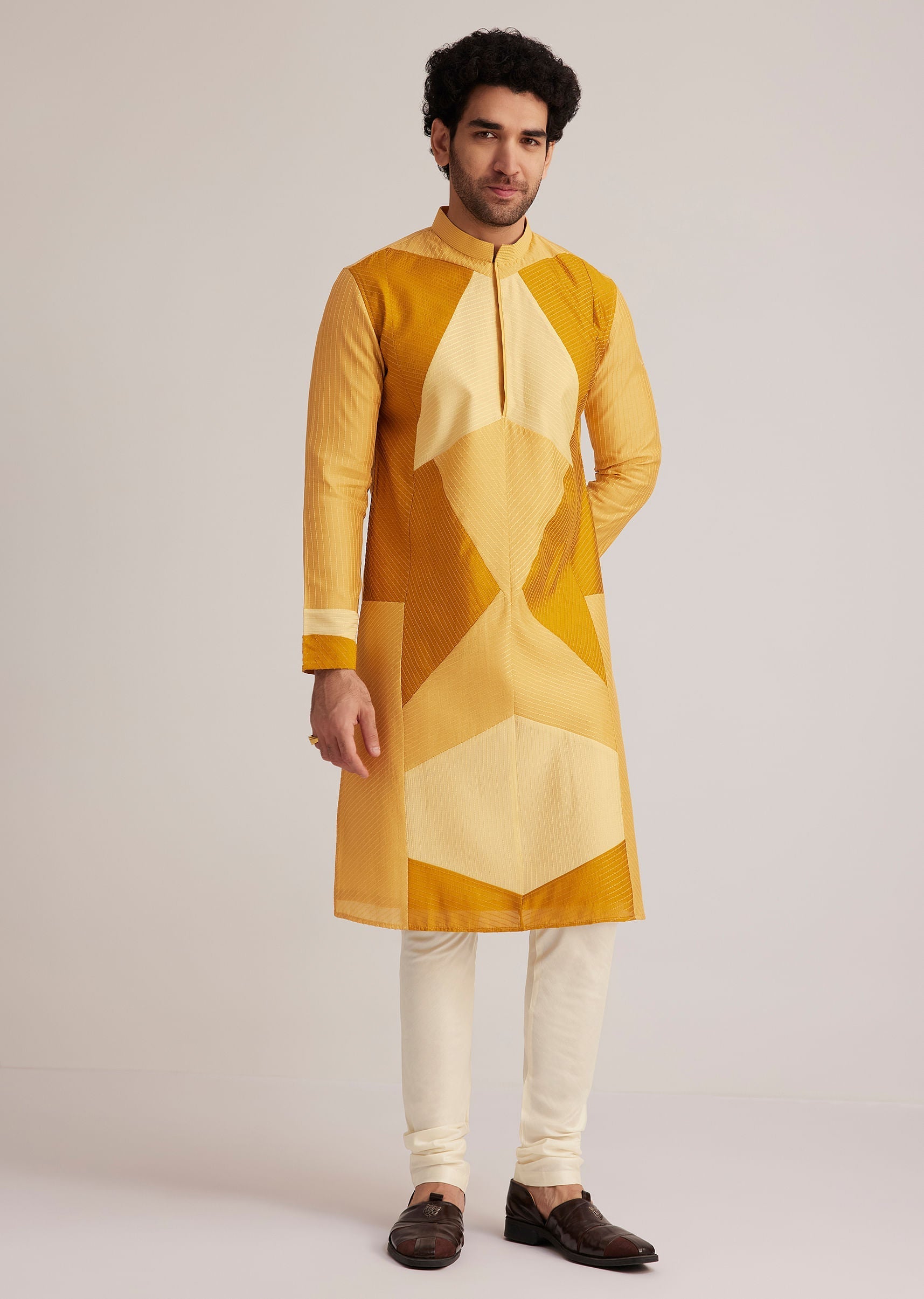 yellow_abstract_kurta_set-sg259359_7_39121a7b-8dfa-4e49-a94a-10bc1b254734.jpg