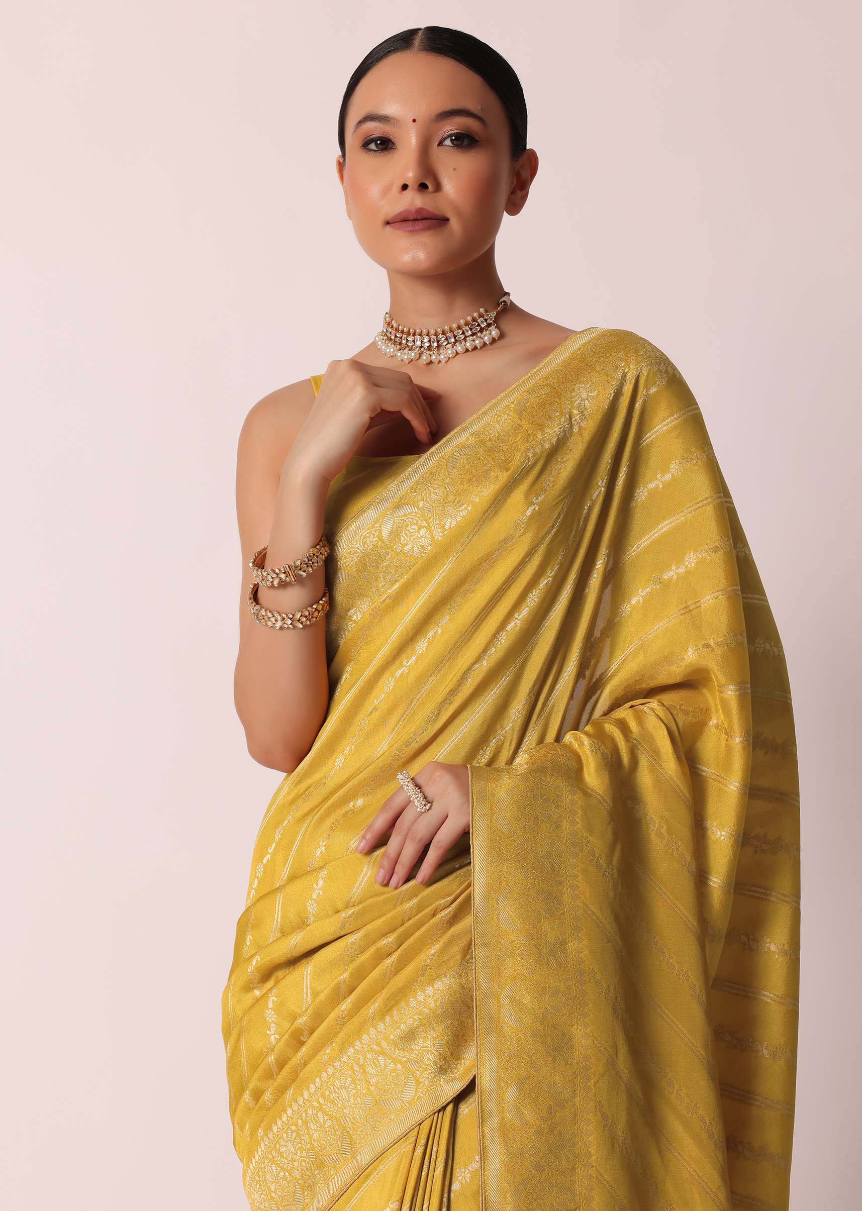 yellow_banarasi_silk_handloom_saree_with-sg182515_6_f15717a2-df14-4594-a109-ffbba84ebf10.jpg