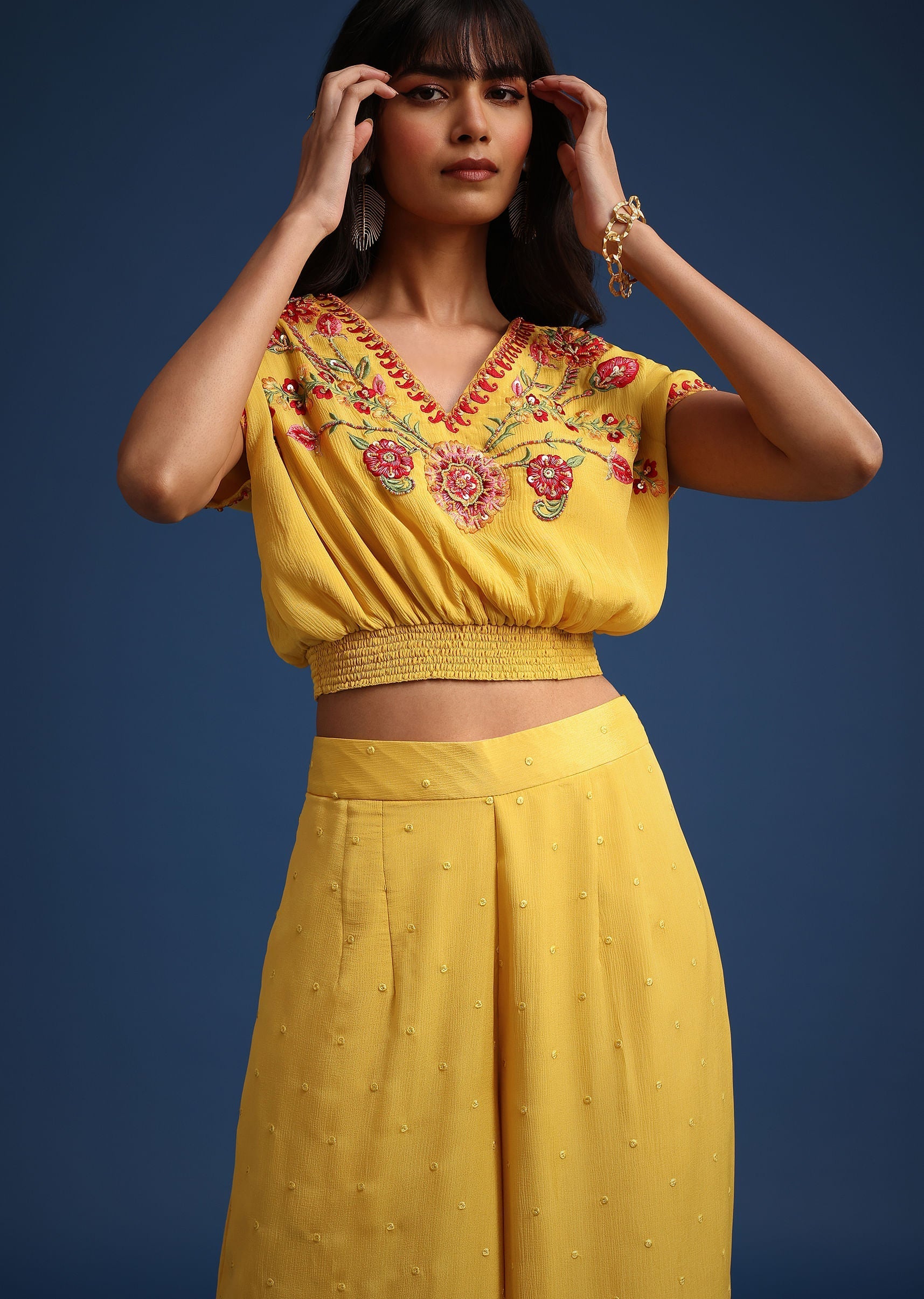 yellow_crop_top_with_slit_palazzo_and_scarf-sg277677_5_268d8c99-93e9-466c-a8cd-ca8fe5c546d0.jpg