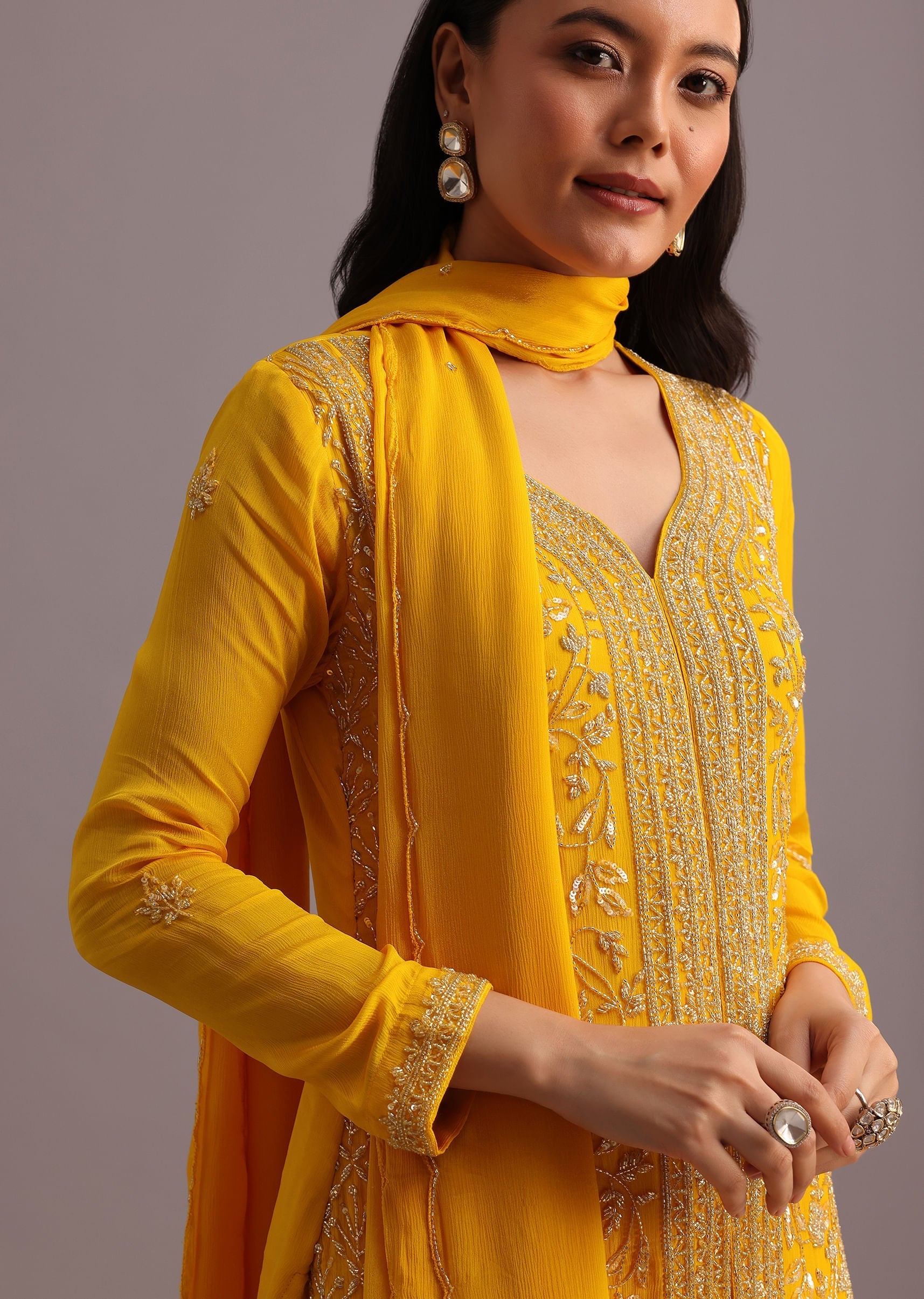 yellow_cutdana_kurti_palazzo_suit_with_dupatta-sg269205_5_6e4db13e-29c4-41b1-8947-5ff5264df844.jpg